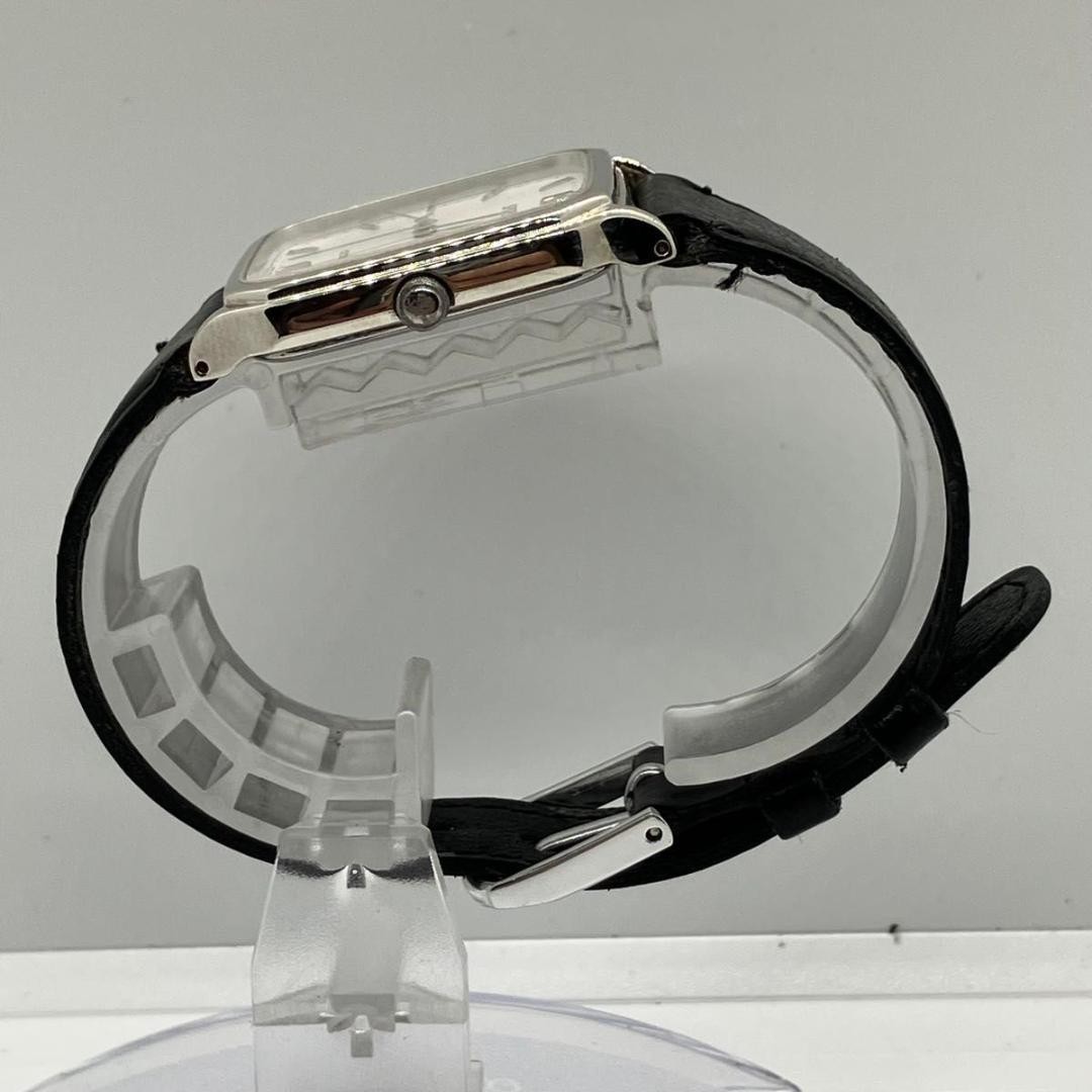Excellent condition, fully functional SEIKO SPIRIT square men’s quartz watch.