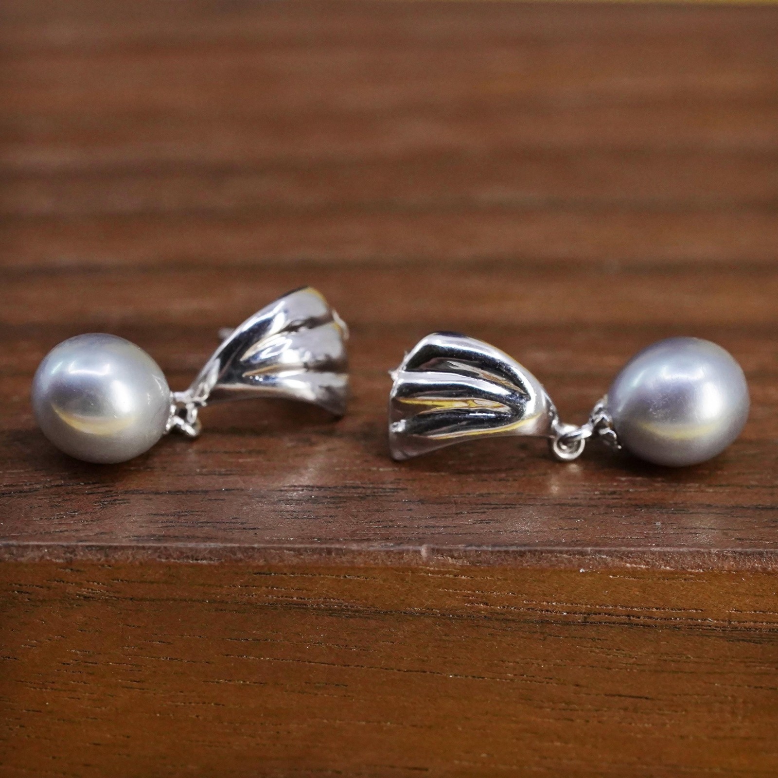 Vintage Sterling silver handmade earrings, 925 shell studs w/ gray pearl drops