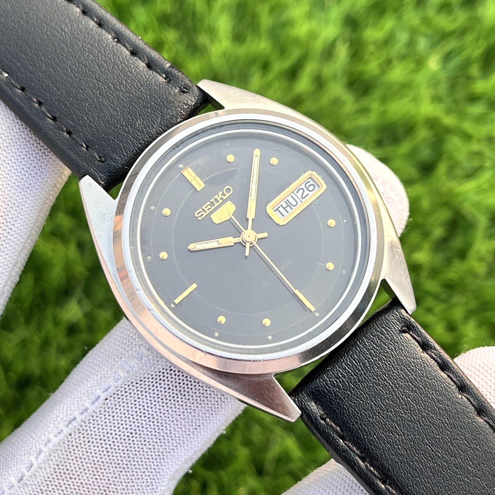 Vintage Seiko 5 Dress Formal Automatic Japan Made Men’s Watch 7009-3041