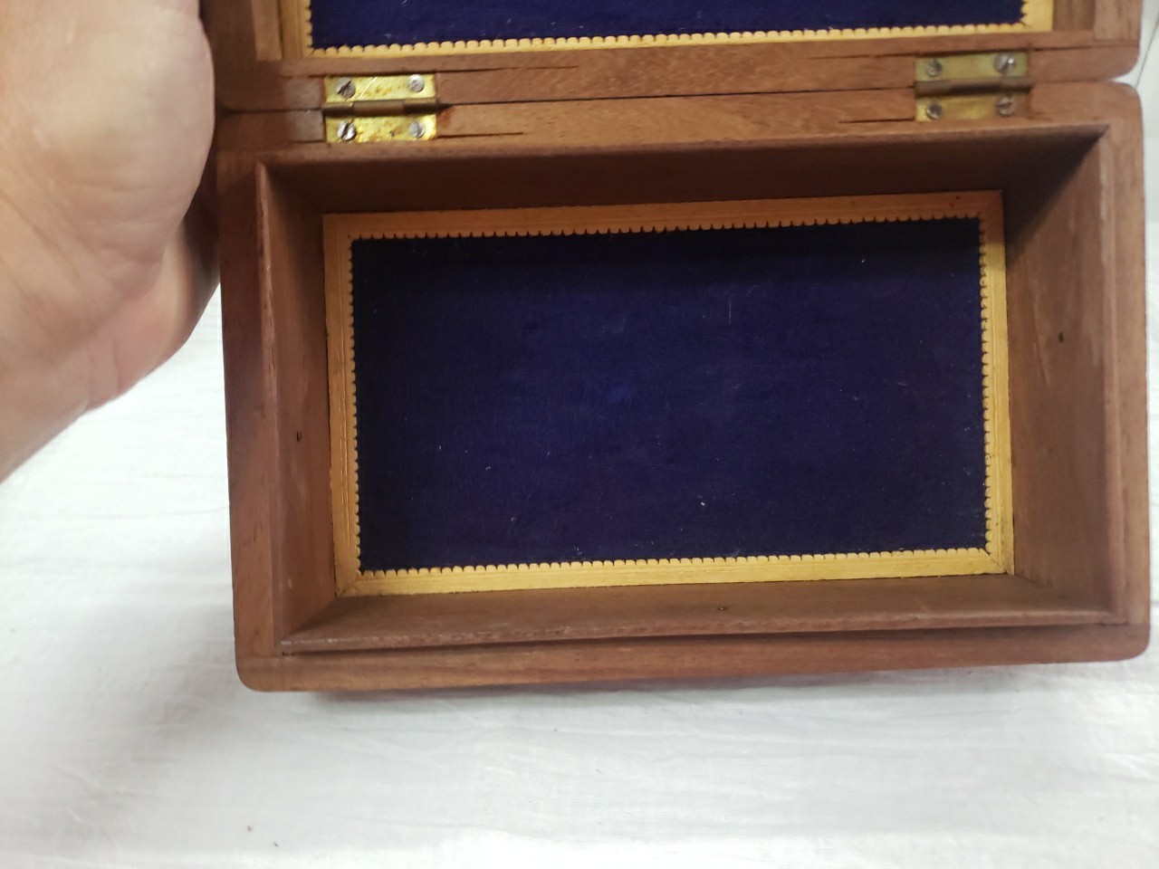 Taj Mahal Hand Carved Jewelry Trinket Keepsake Wooden Storage Box