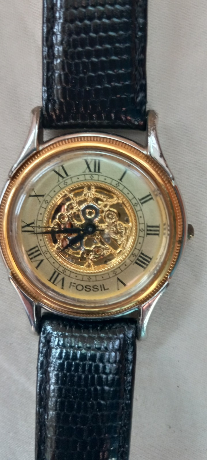 Fossil SK-5119 Wristwatch VTG 1995 Needs Battery Good Used Cond Original Tin