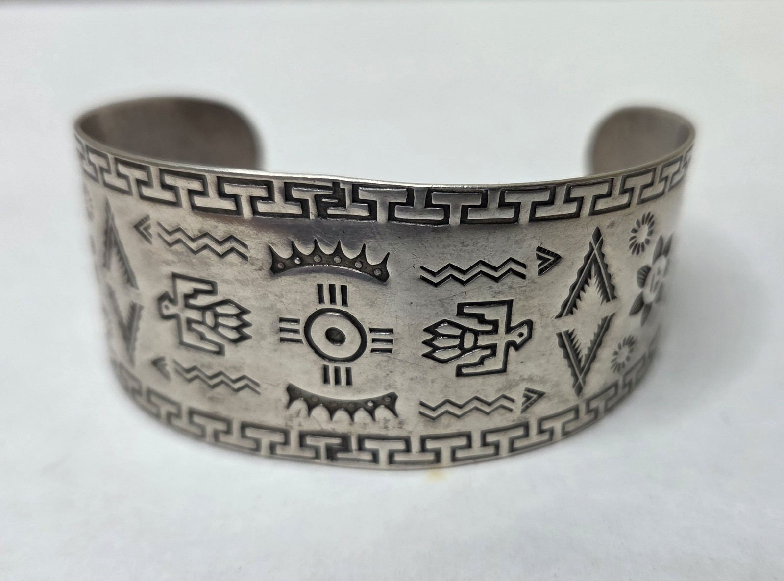 Vintage Southwest American Stamped Sterling Silver Cuff Bracelet Fred Harvey Era