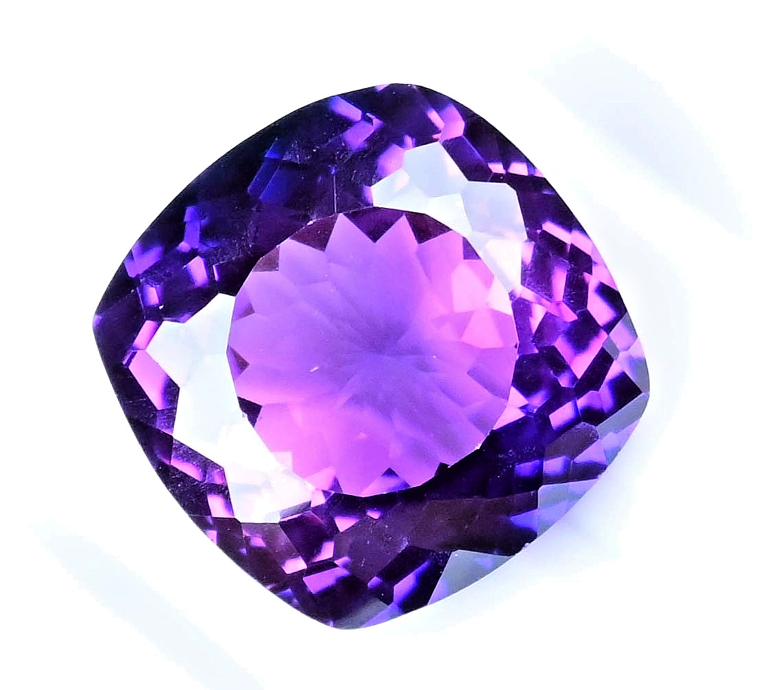 Very Clean Natural Purple Pink Tanzanite 21.25 Ct Certified Flawless Gemstone