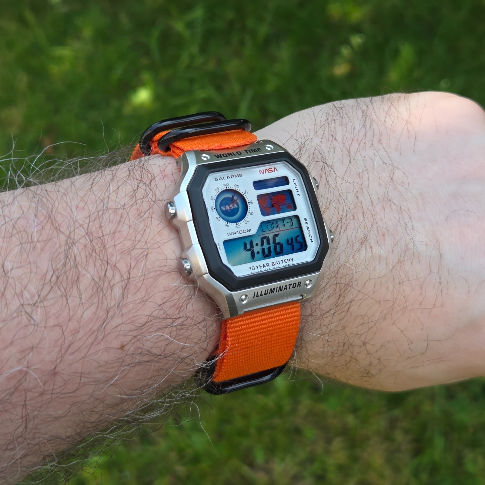 New Casio Royale AE1200 Mod – NASA Royale (Gradient Hydromod)