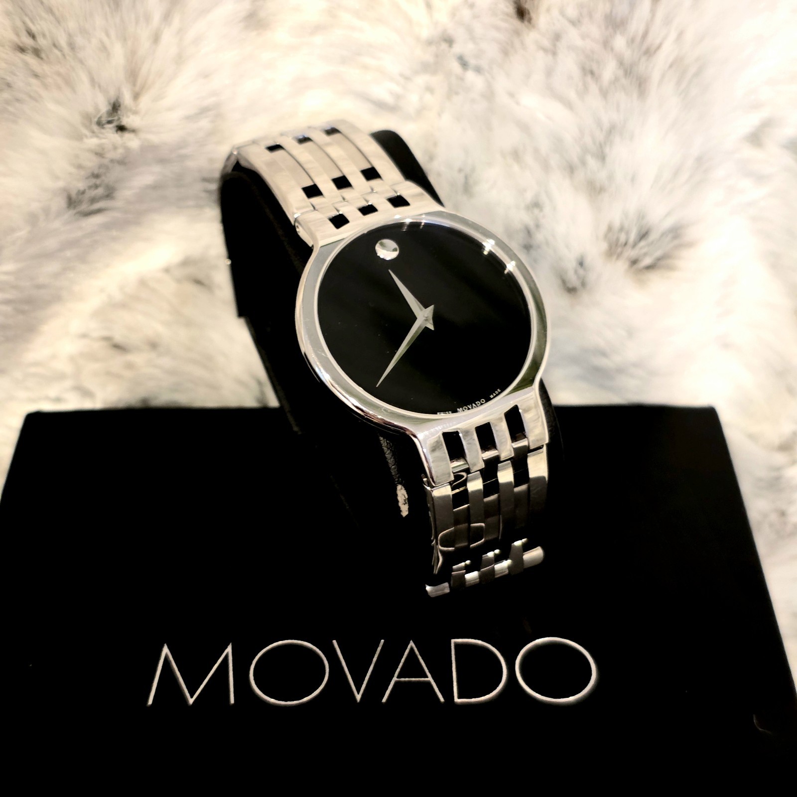 Movado Swiss Made Stainless Steel Black Dial Sapphire Crystal Men Women Watch