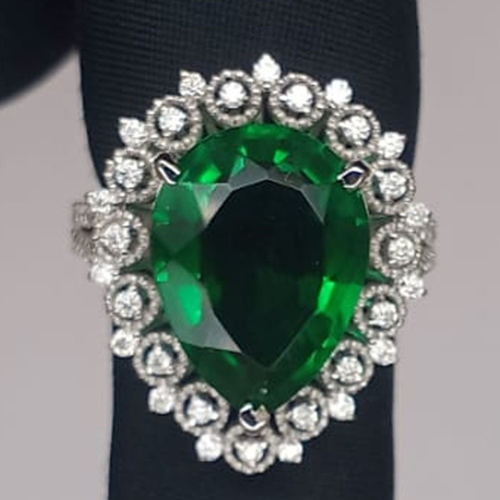 7.80Crt Pear Cut Natural Emerald and Diamond Wedding Ring 18K White Gold Plated