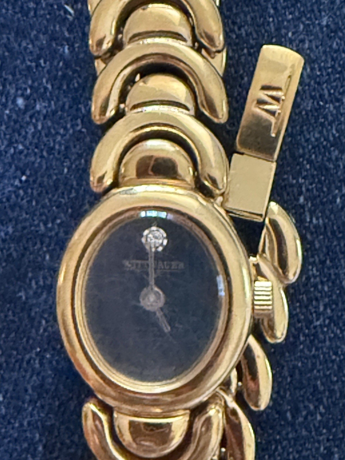 Whittnaur Women’s Watch W/One Tiny Diamond At 12 Needs Crystal And Repairs