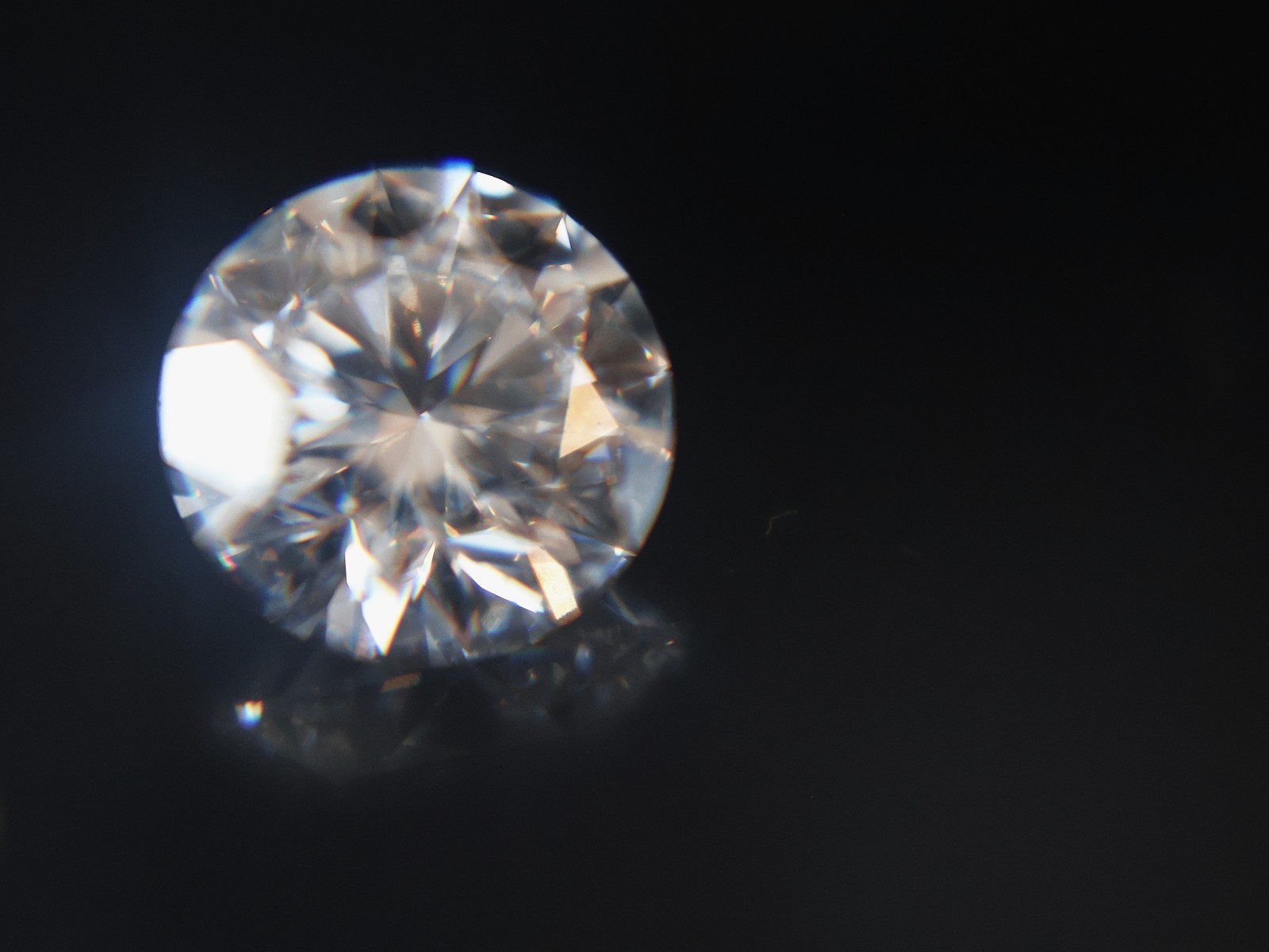 IGI Certified!!! 3.05ct, Internally Flawless, Color D, Cert # LG684502636, (CVD)