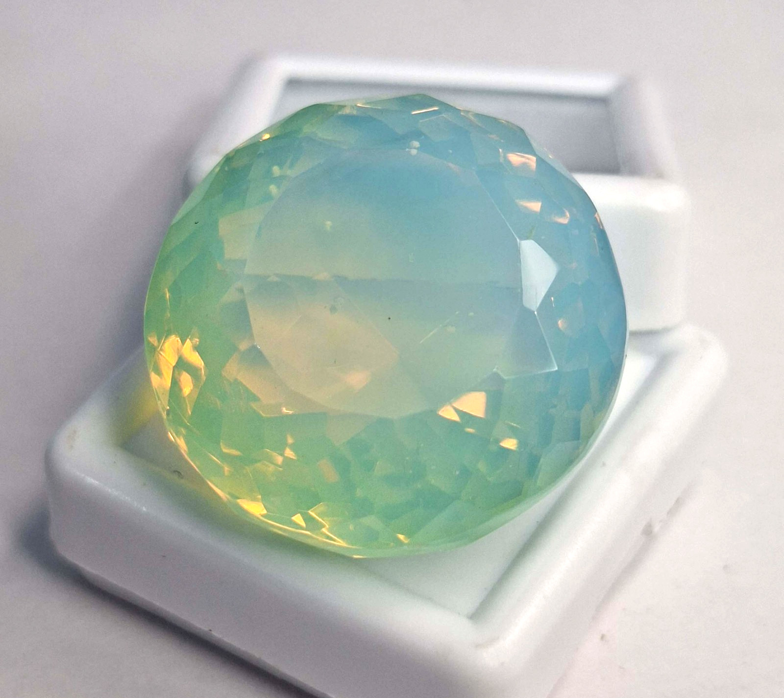 Neon Welo Opal Round Cut 58-60 Ct Loose Natural Certified Gemstone SB1155
