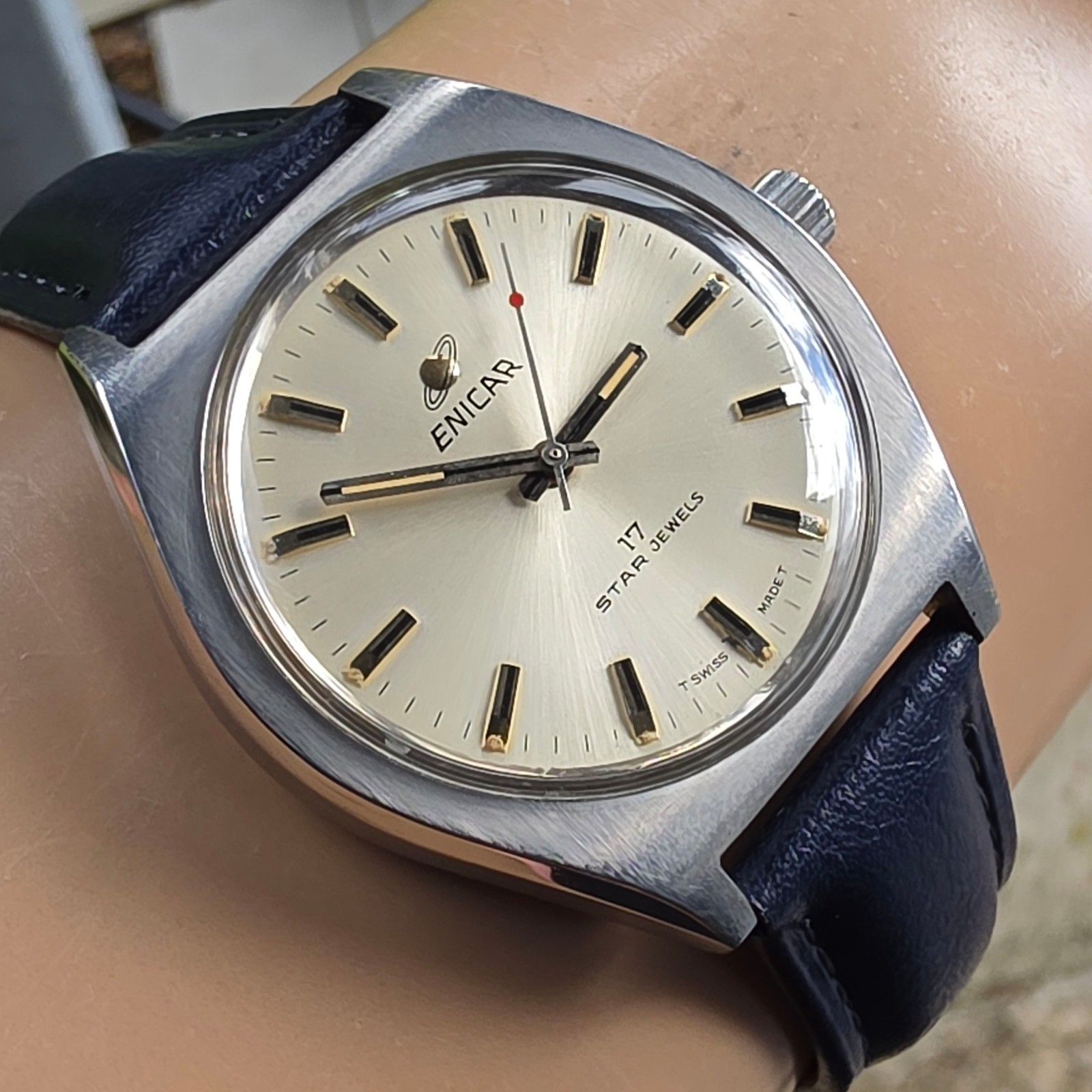 Vintage ENICAR Ocean Pearl men’s manual wind watch AR-160 swiss made 1970s