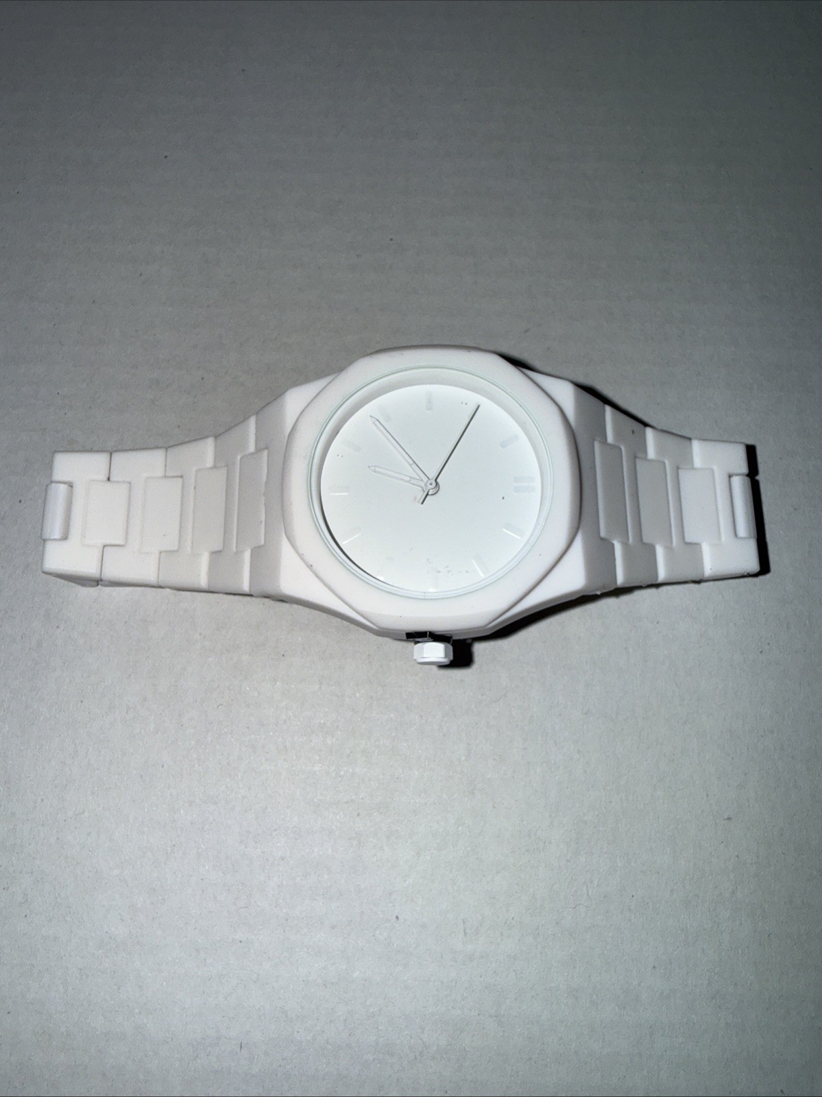 NEW WhiteFashion Unisex Quartz Watch Silicone Wristband Minimalist Design Sports