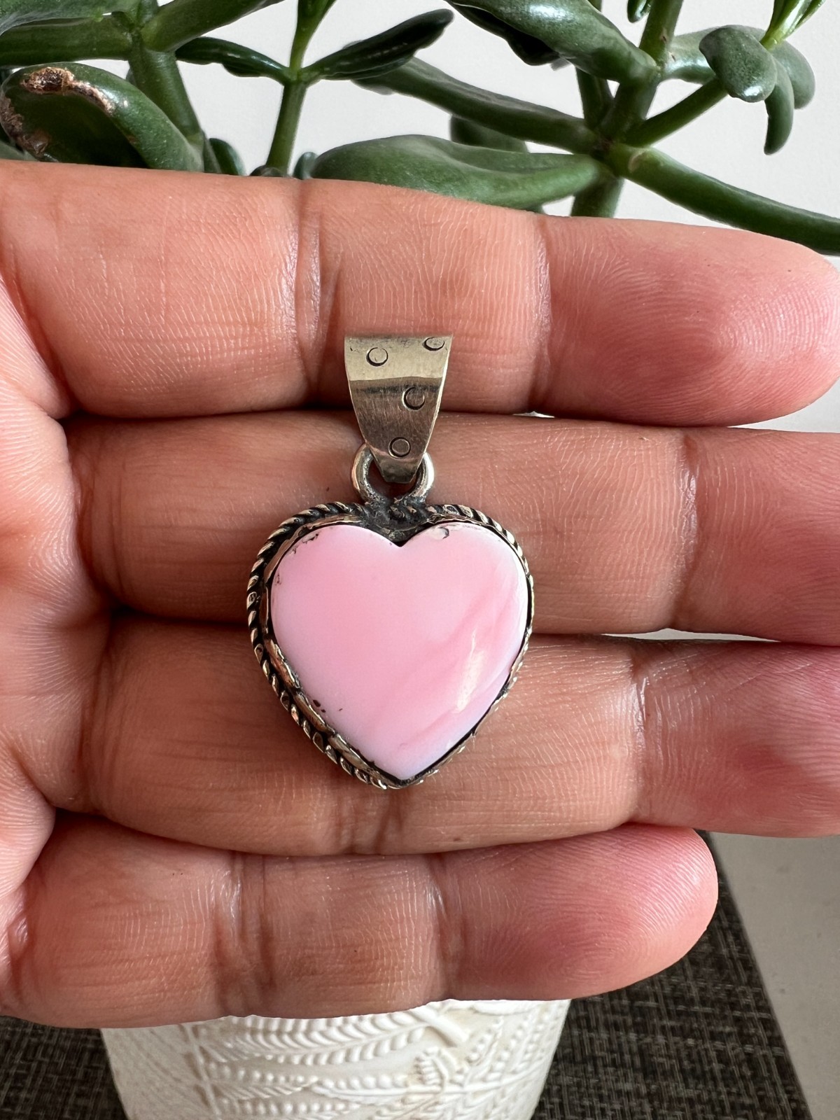 Heart shape pink conch shell pendant, .75 x.75 inches, hancrafted (A-24)