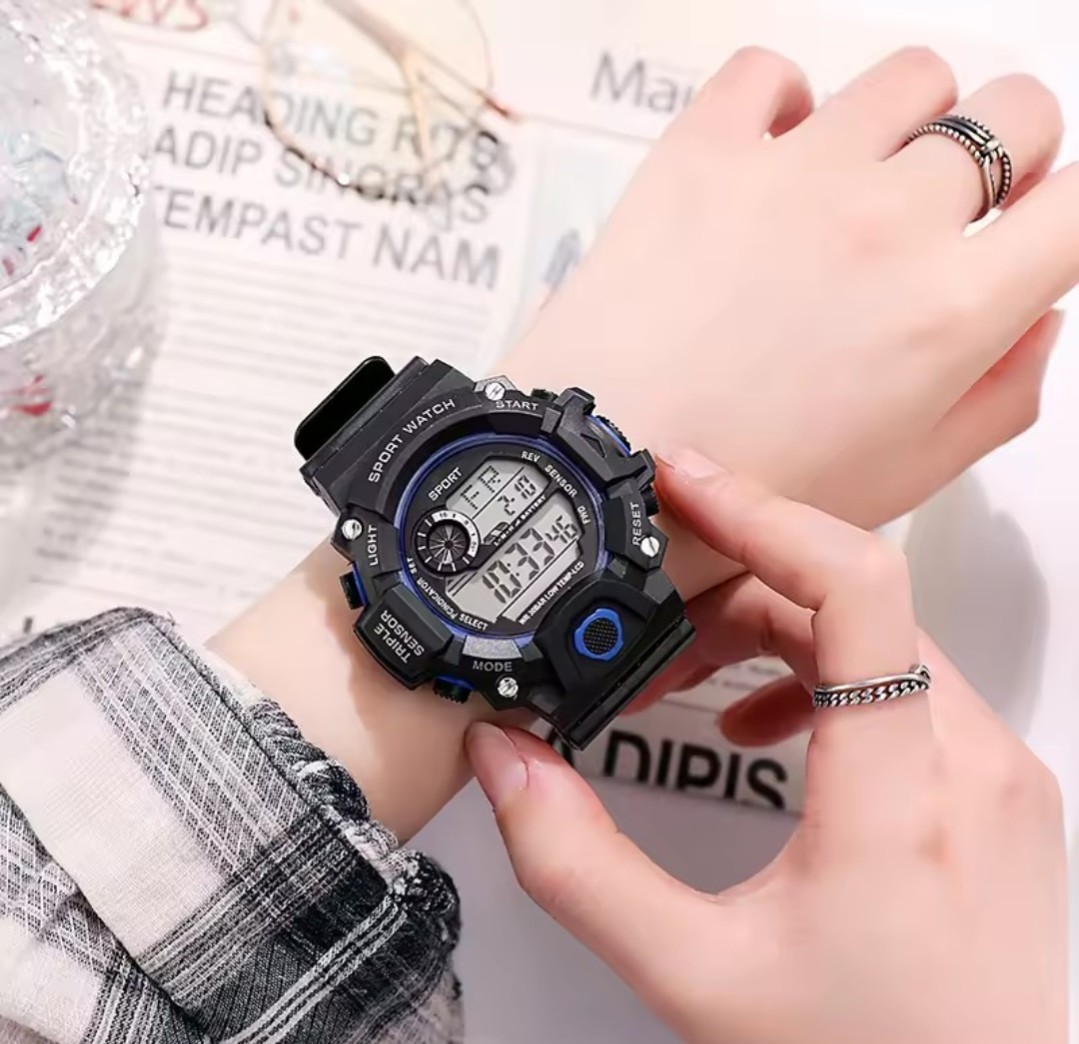 Male and female sports electronic watch