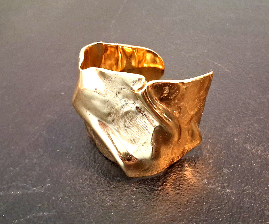 “STUNNING” Cornelia Webb 24-Karat Gold-Plated Asymmetric RIPPLED CUFF Bracelet