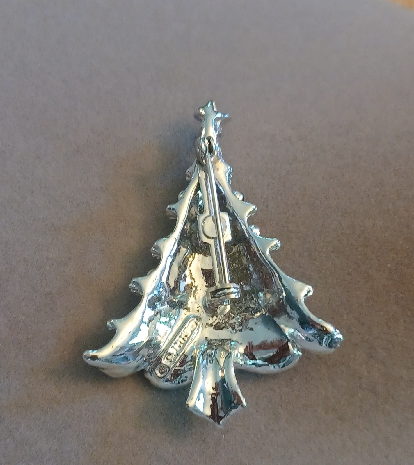 Vintage Gerrys Green and Red Enamel Silvertone Christmas Tree Brooch