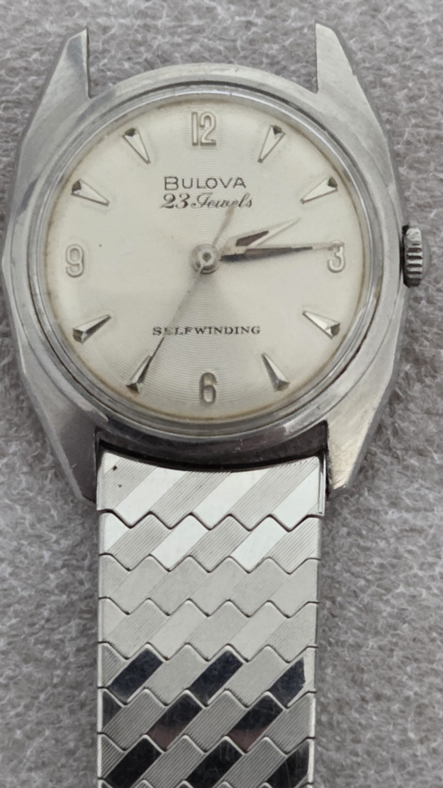 Rare Case And Dial Vintage Bulova 23 Jewels Automatic 10BZAC Running Watch