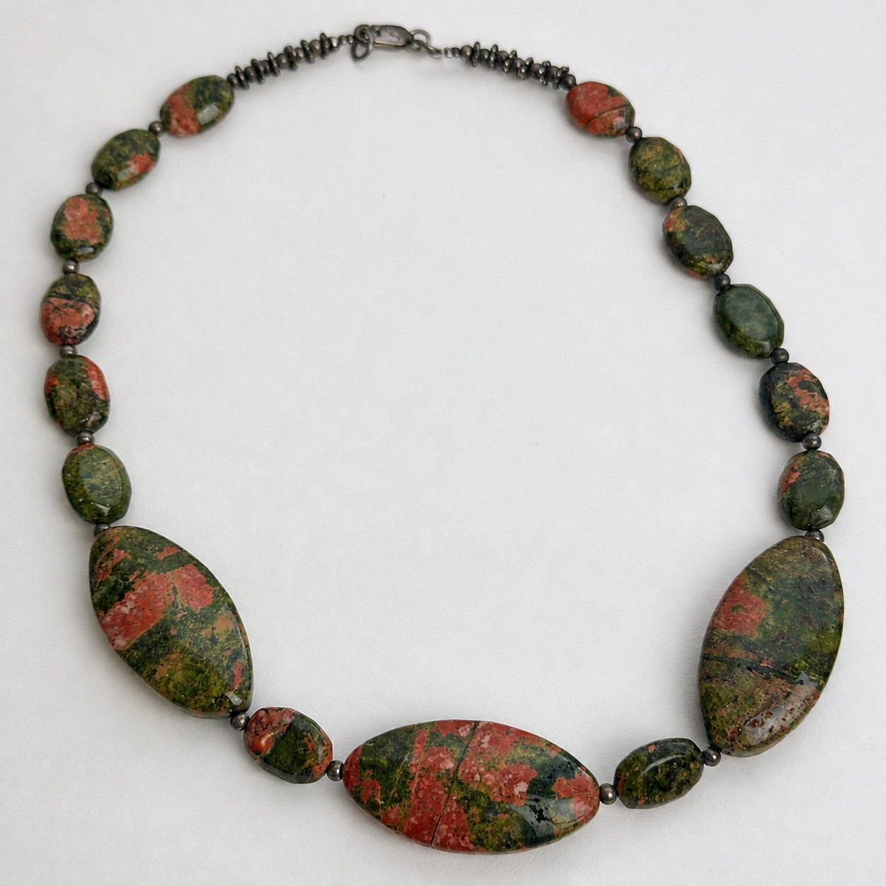 UNAKITE NATURAL STONE BEADED NECKLACE – STATEMENT – PINK GREEN – 42CM