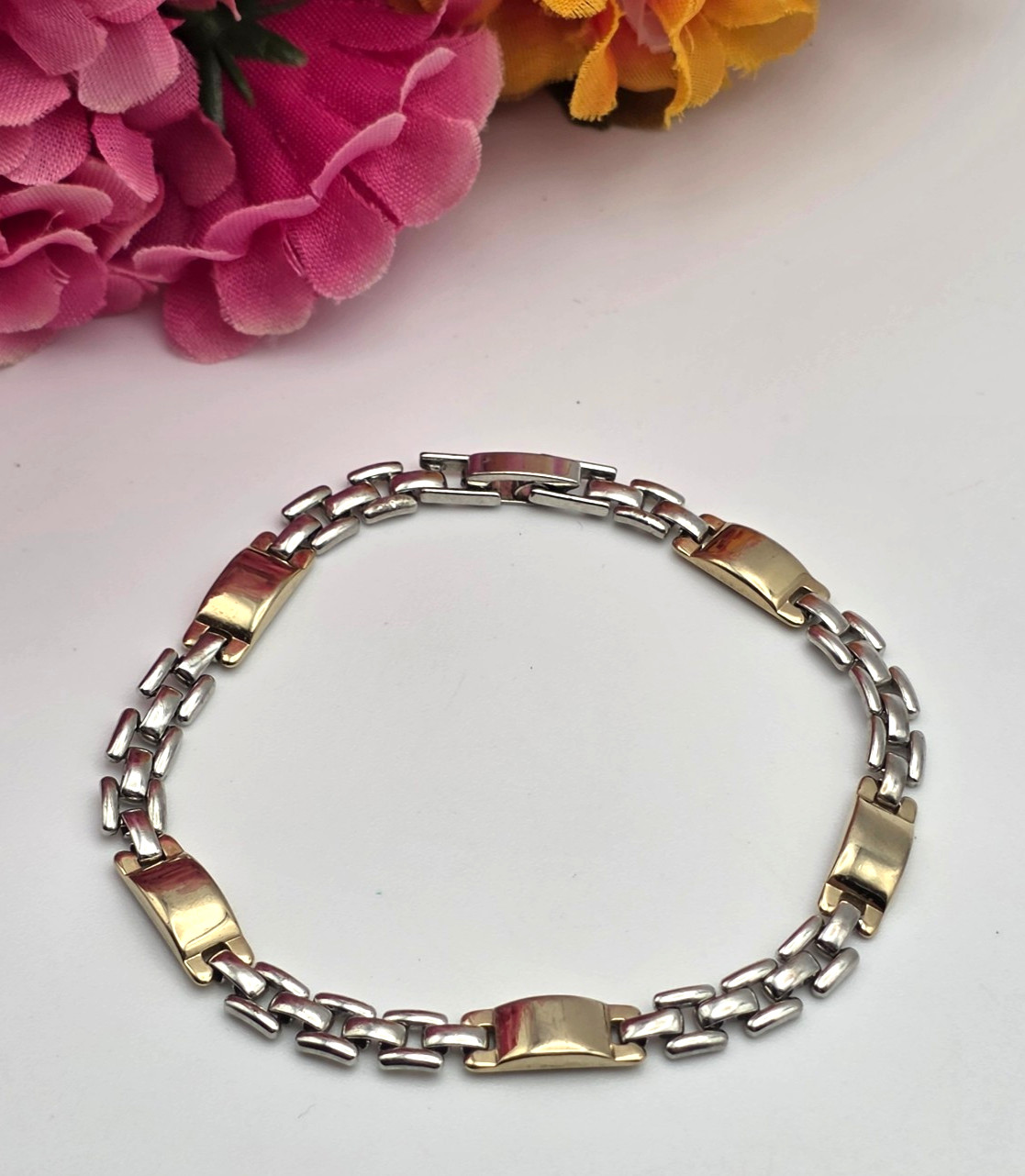 Two Tone Gold Silver Tone Bar Link Bracelet 7.25 In Hidden Fold Over Clasp