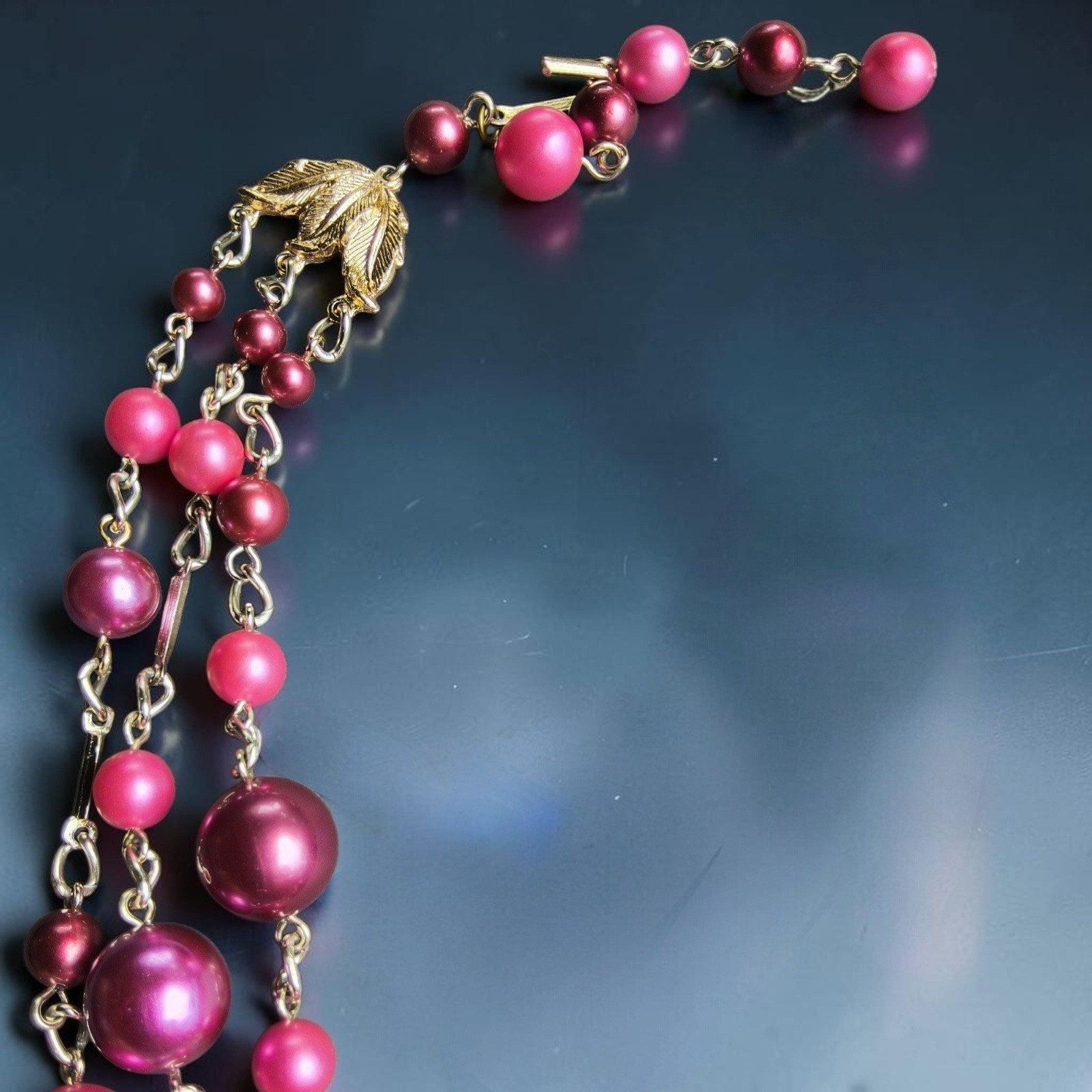Vintage Japan 3 Strand Pink Plum Glass Bead Necklace Satin Gold Tone 14″-17″