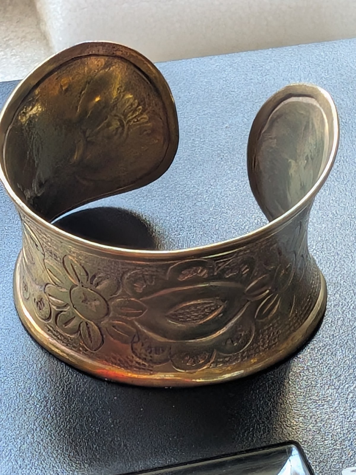Vintage Statement Ornate Open Wide Cuff Bracelet Brass Engraved 35-41mm Wide 41g