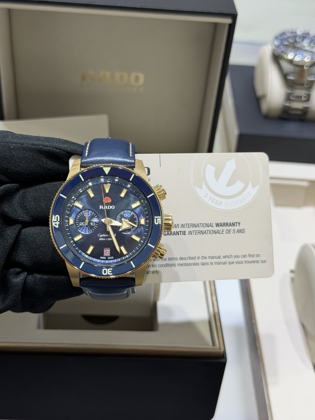 New Rado Men’s Captain Cook Automatic Watch – Stylish Blue Timepiece R32146208