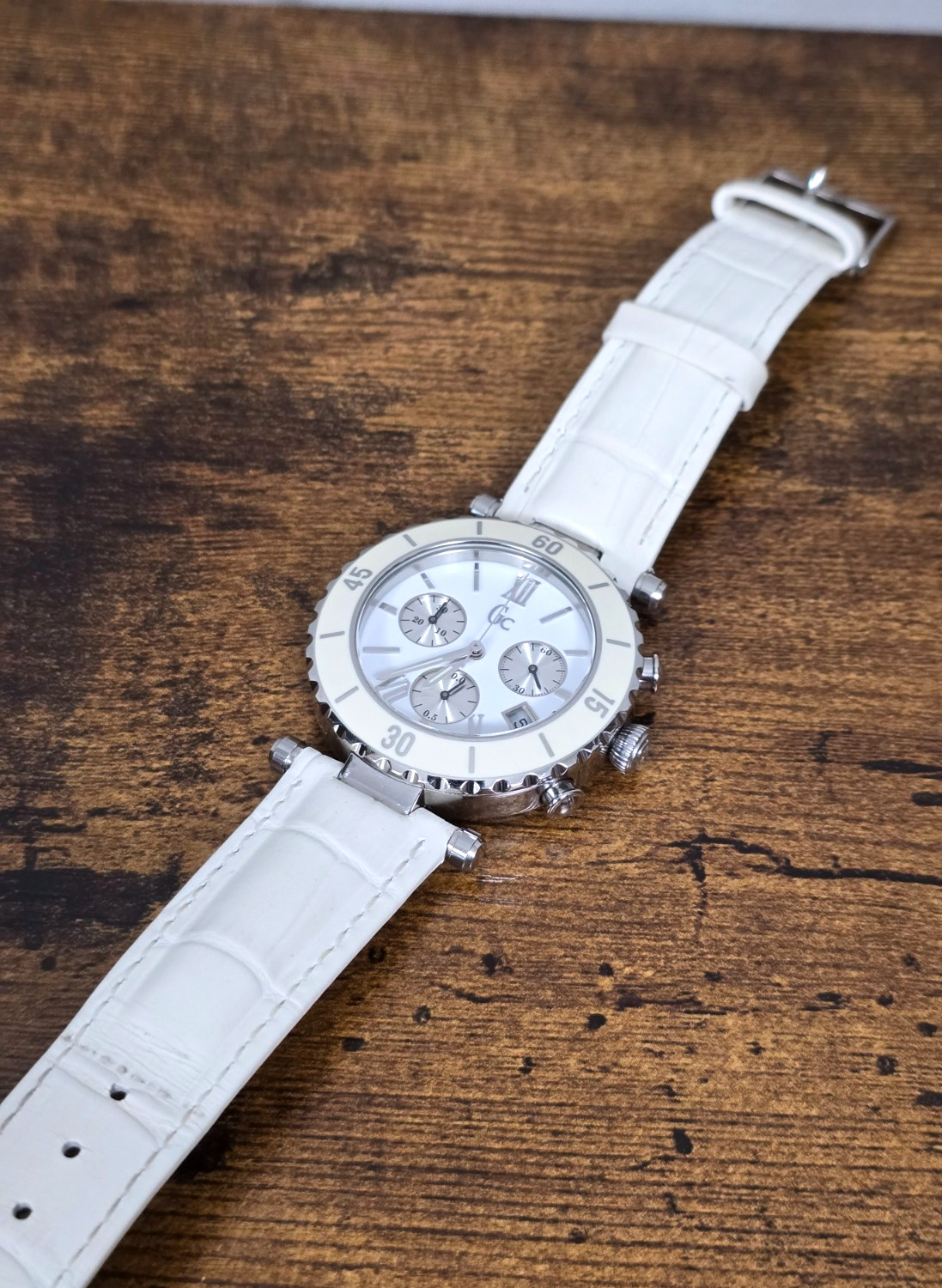 GUESS COLLECTION GC35000 SWISS MADE 13 Jewels Quartz Chronograph Watch – WORKS!