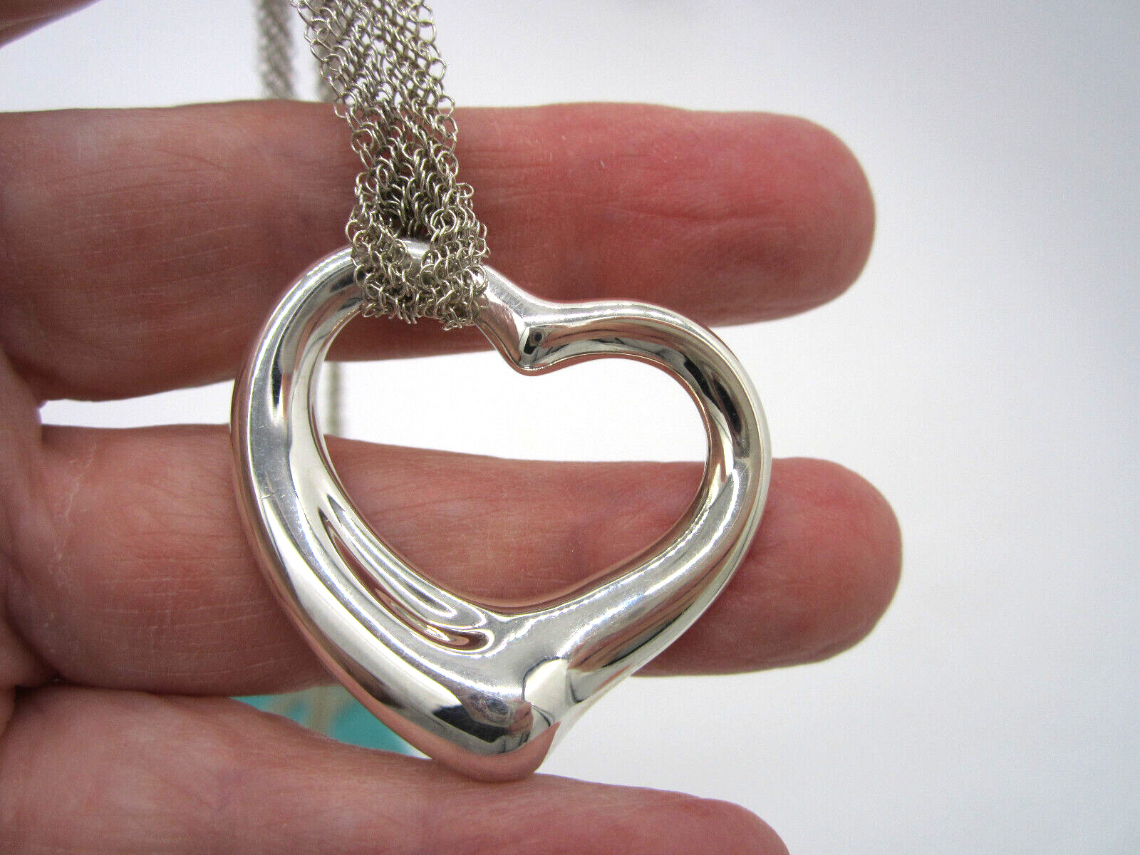 Estate TIFFANY & CO PERETTI Sterling Silver 35.6 MM Open Heart Mesh Necklace