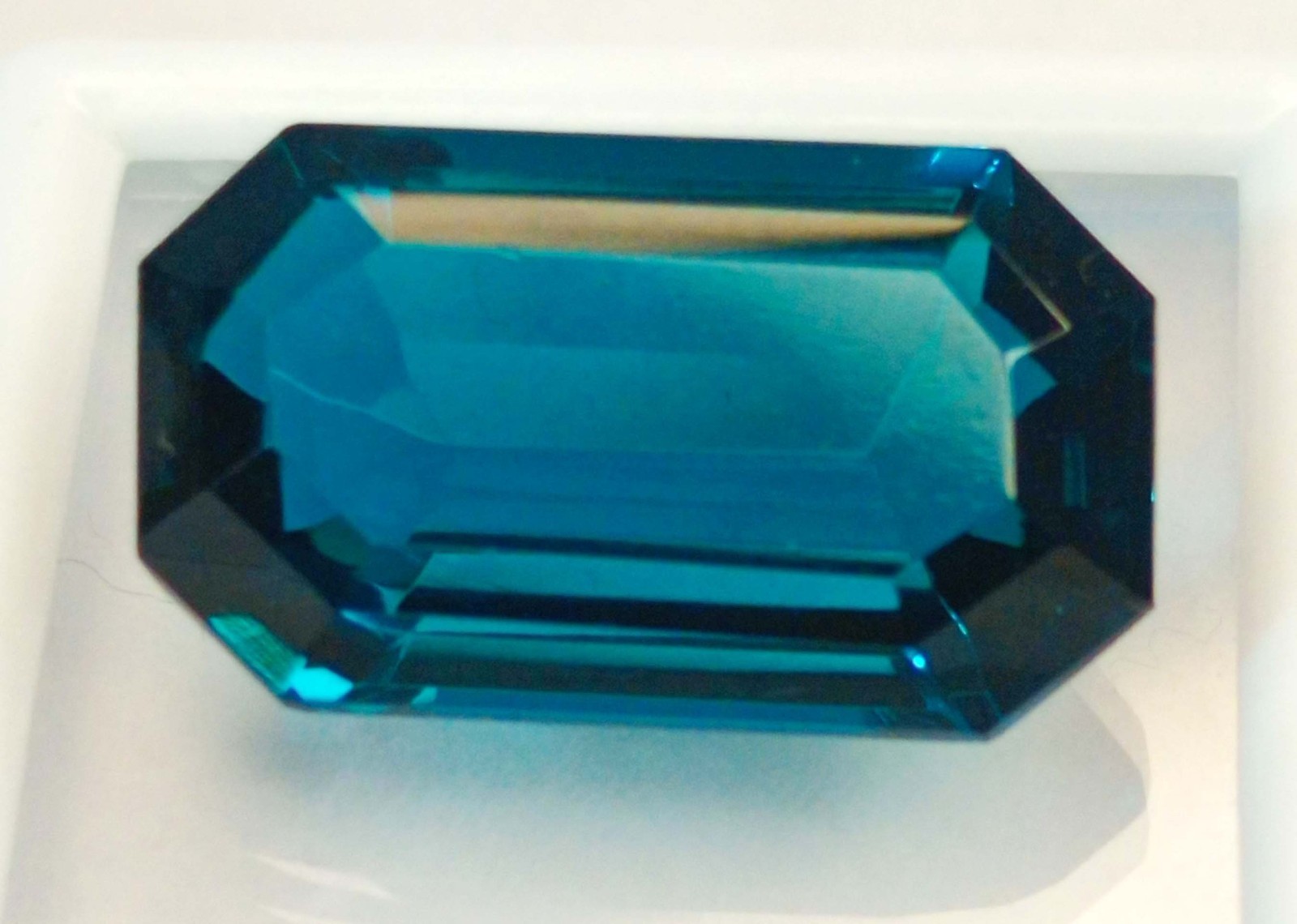 Natural indicolite tourmaline 10-12 Ct Shape Emerald Cut Loose Gemstone RK182