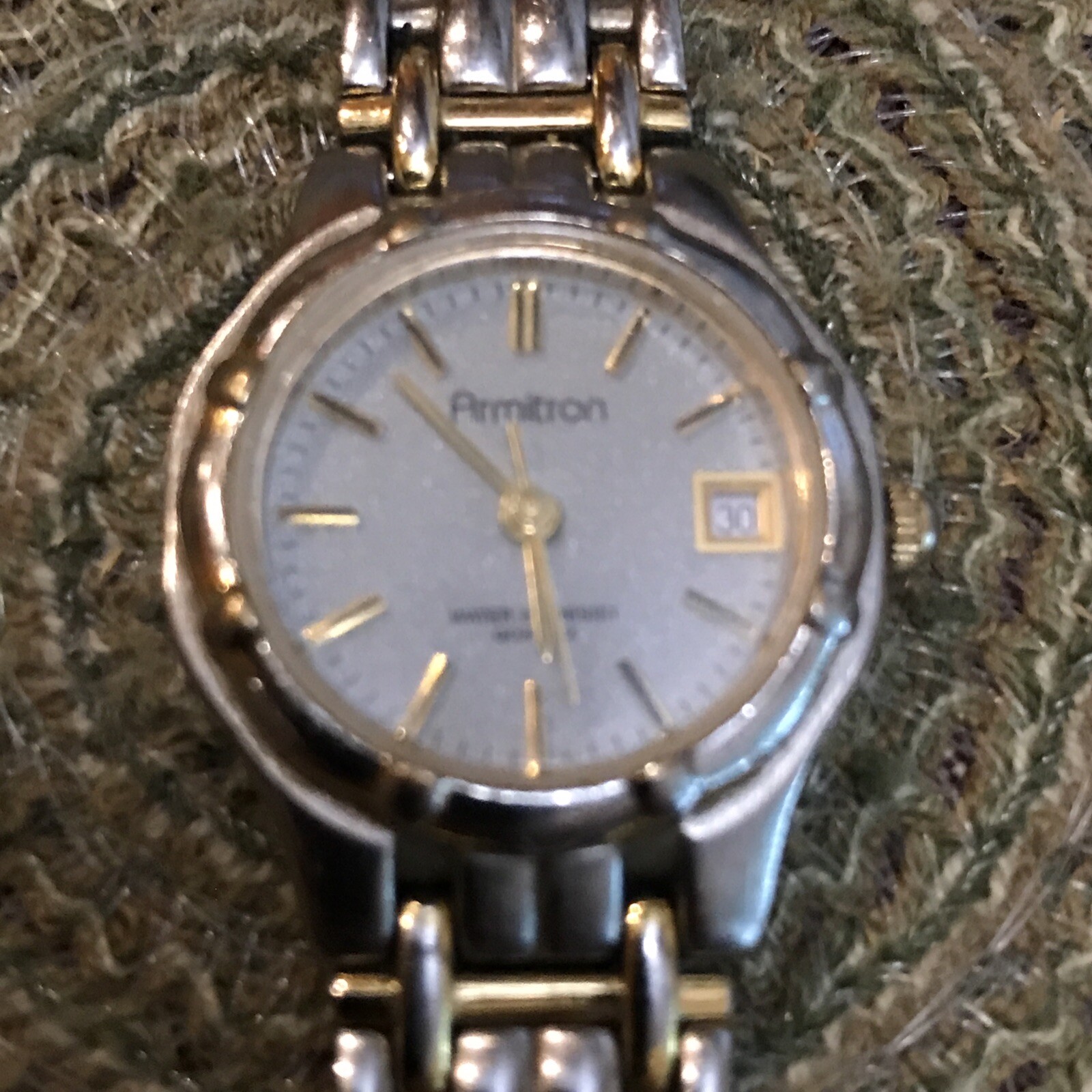 ARMITRON 25/6153C Women’s 2 Tone Watch Gray /Wht Dial W/Date ￼ Thailand Movement