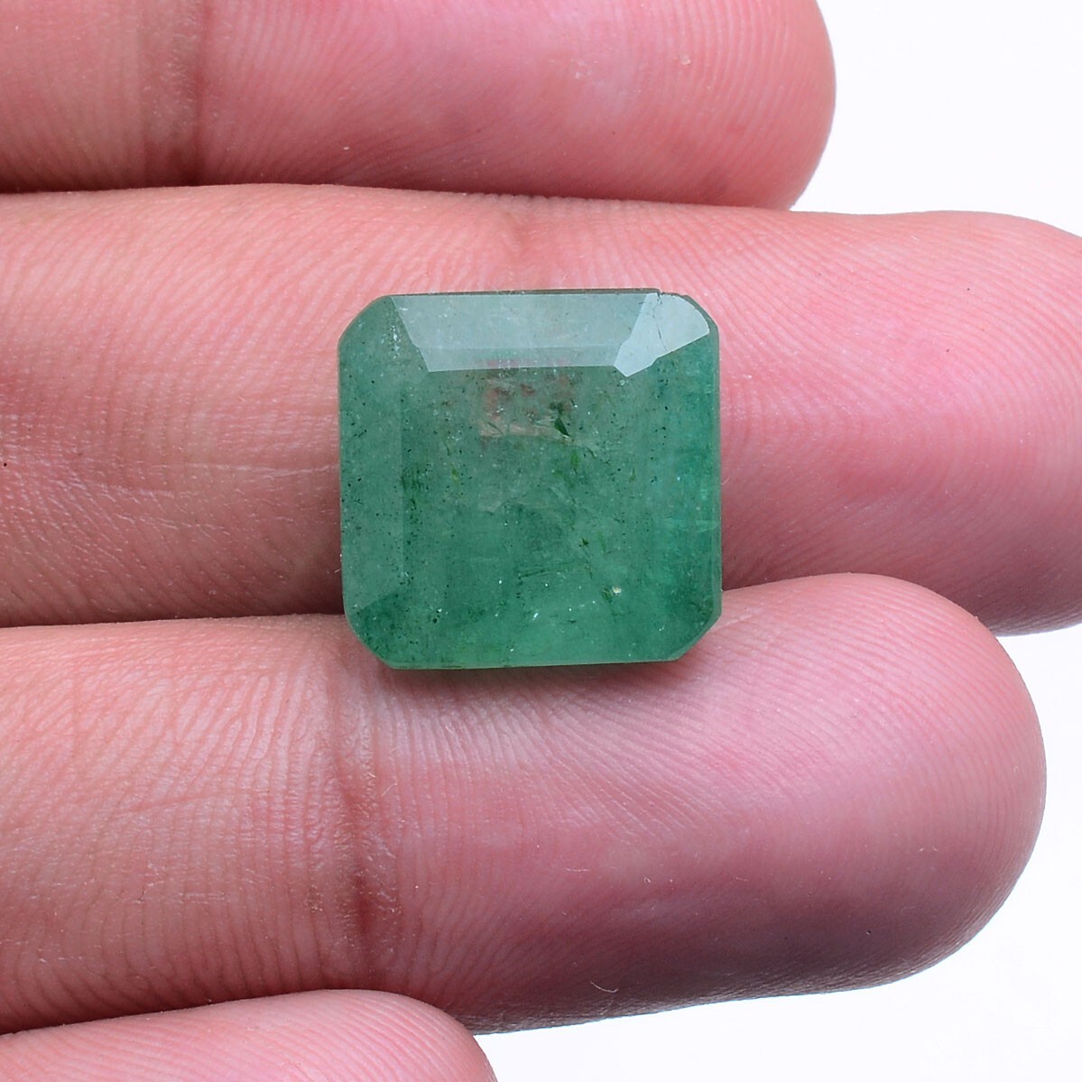 13.50 Cts Natural Brazilian Emerald 14mm Cushion Cut Stunning Ring Size Gemstone