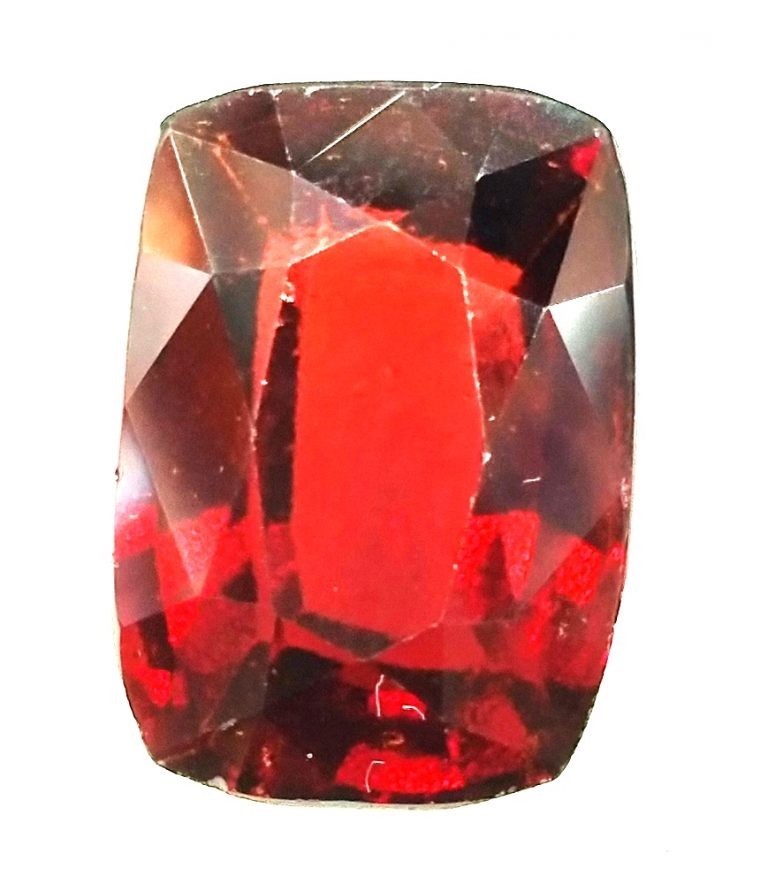 Gomed – Hessonite – 7.71 Carats – Ceylonese – Unheated – IGL Certified