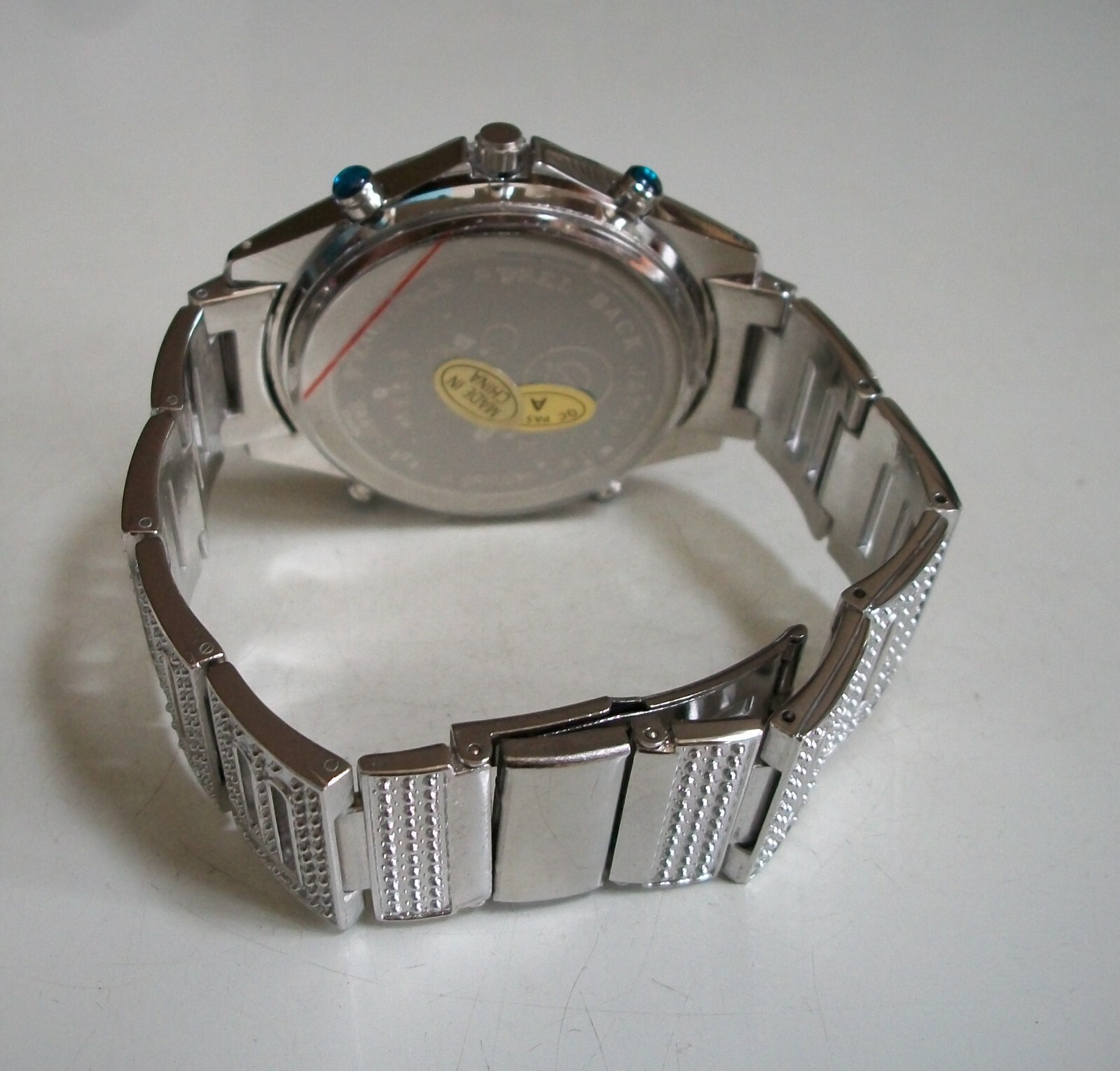 Men’s Bling Silver Finish World Map Dial Dressy Casual Fashion Wrist watch