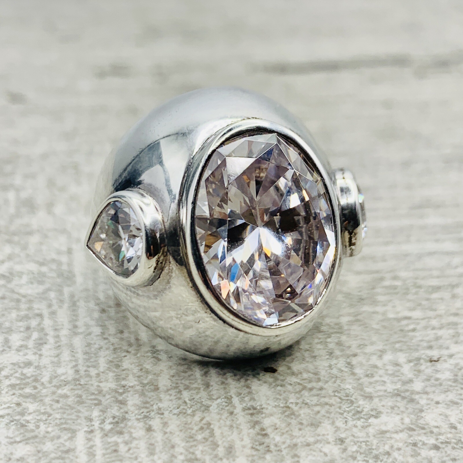 Vintage 925 Sterling Silver Modernist Contemporary Ring Oval Pear CZ MSRP $96
