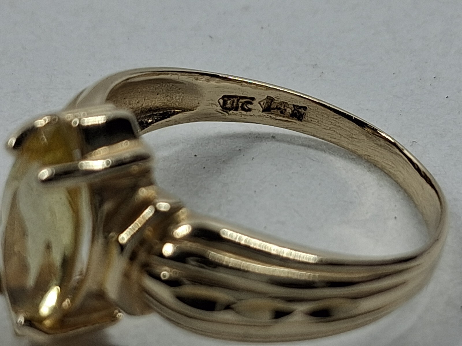 Vintage 14K Yellow Gold Marquise Lemon Quartz Statement Ring 3.29g Size 7.75