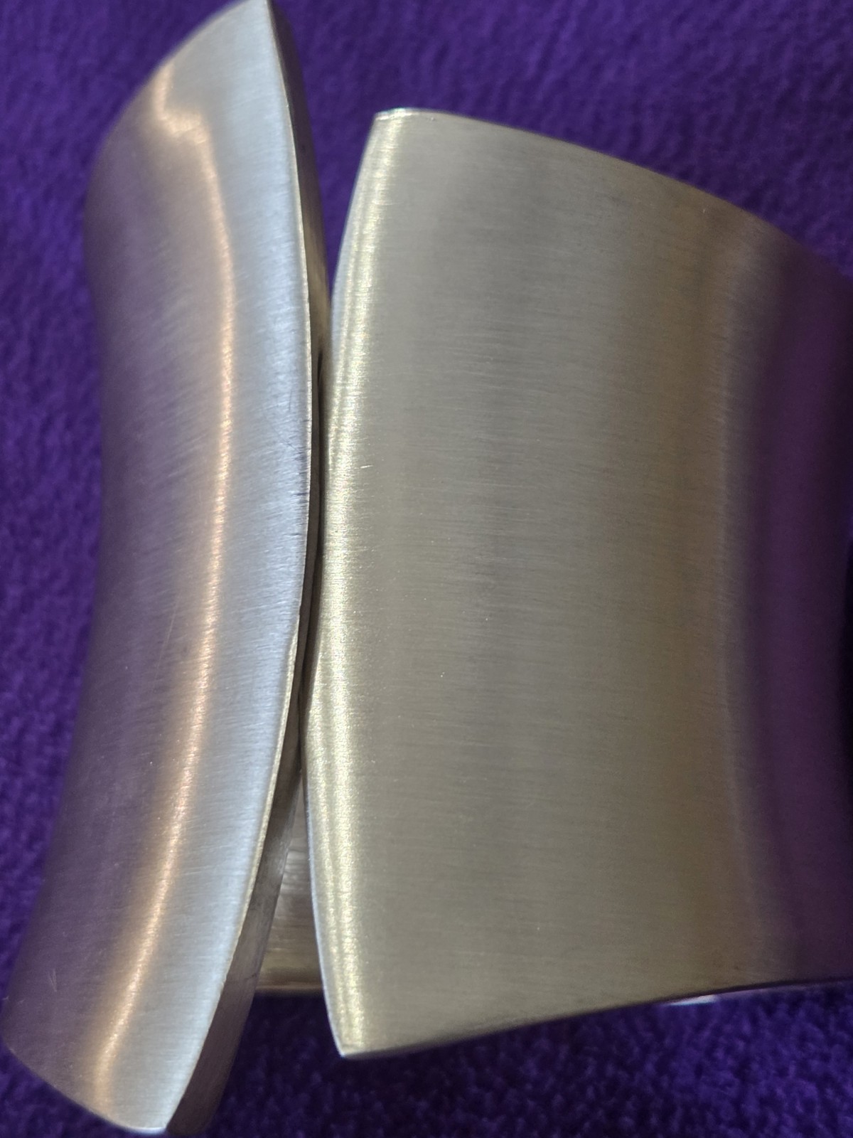 Vintage Retro Enamel Contoured Matte Gold Tone Metal Clamper Bracelet Cuff