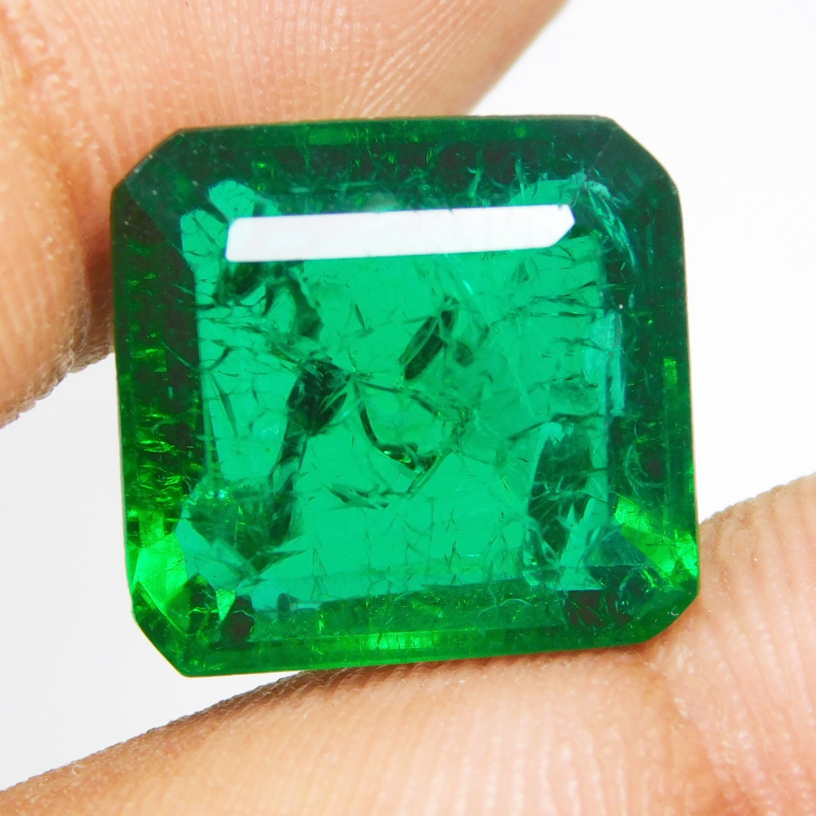 Stunning 11.40 Ct Natural Colombian Green Emerald – “Certified” Loose Gemstone