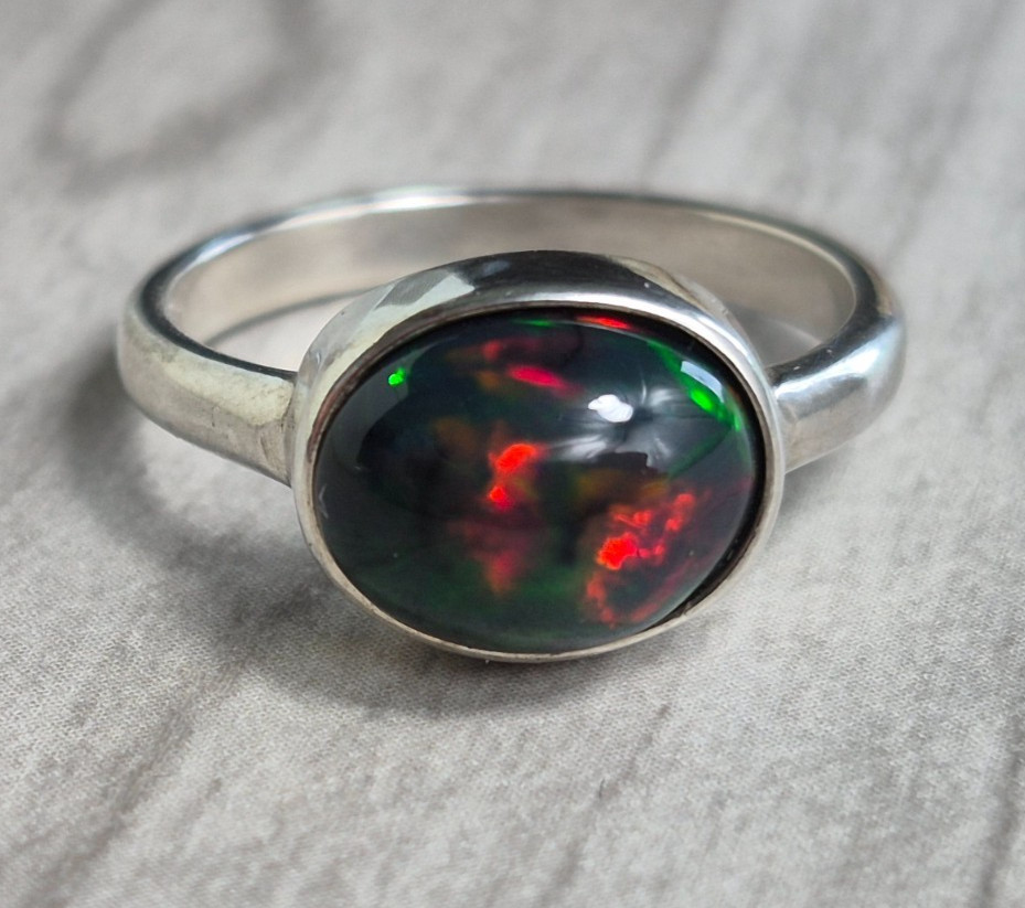 Ethiopian Black Opal in bezel setting 925 silver ring size7