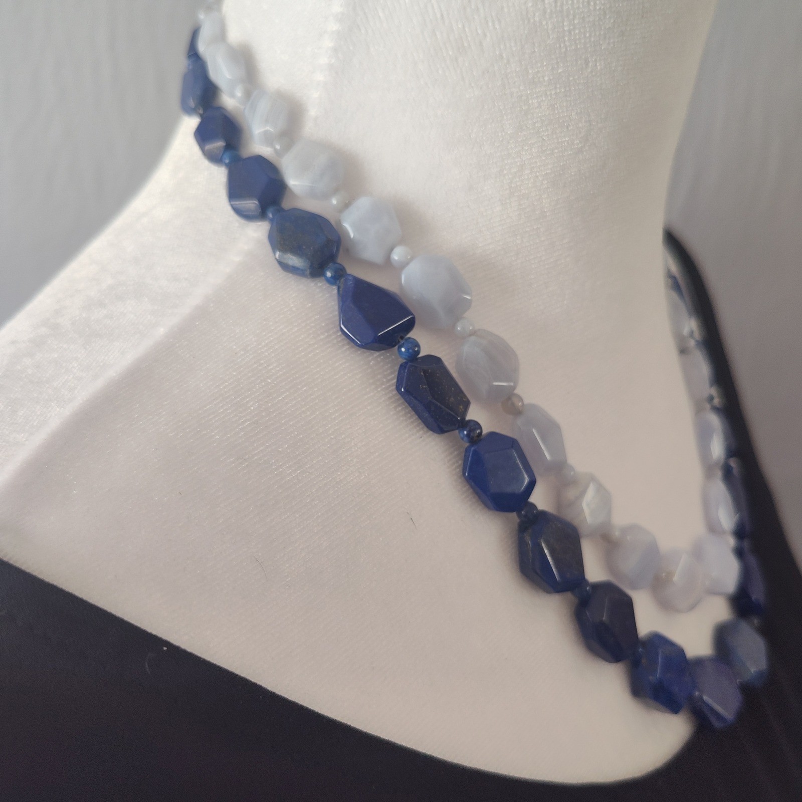 Vintage Lapis Lazuli Blue Lace Agate Double Strand Beaded Necklace 21in DW1151