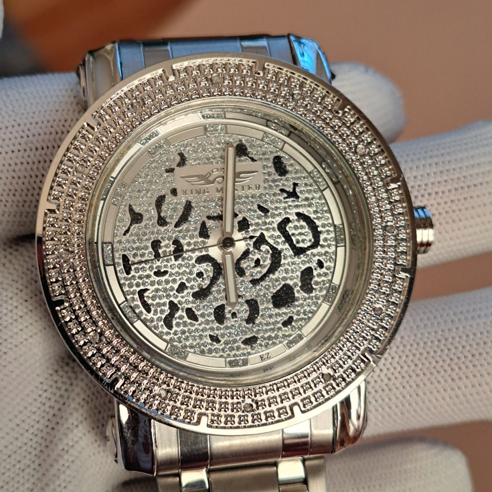 KING MASTER *NIB* Genuine Diamond Leopard Dial Watch with 3Interchangeable Bands