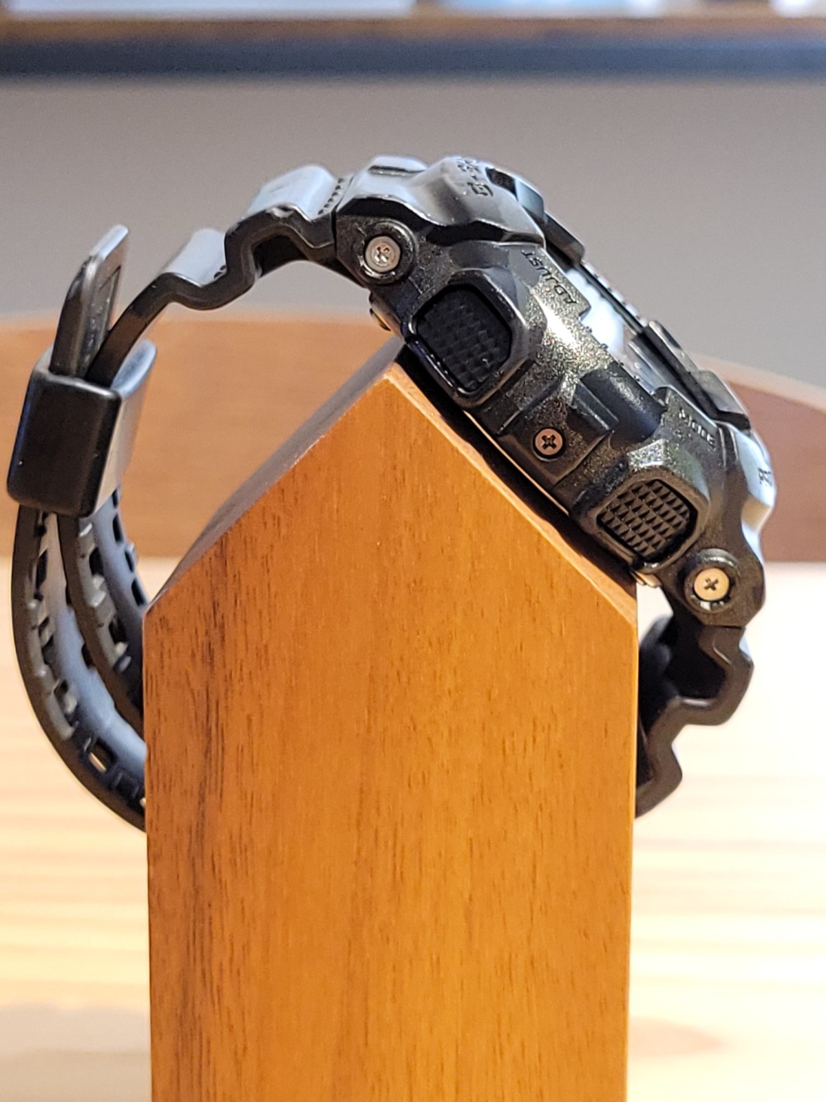 ​EXCELLENT! CASIO G-SHOCK GA-110CM Dark Camo – NEW BATTERY, HANDS ALIGNED