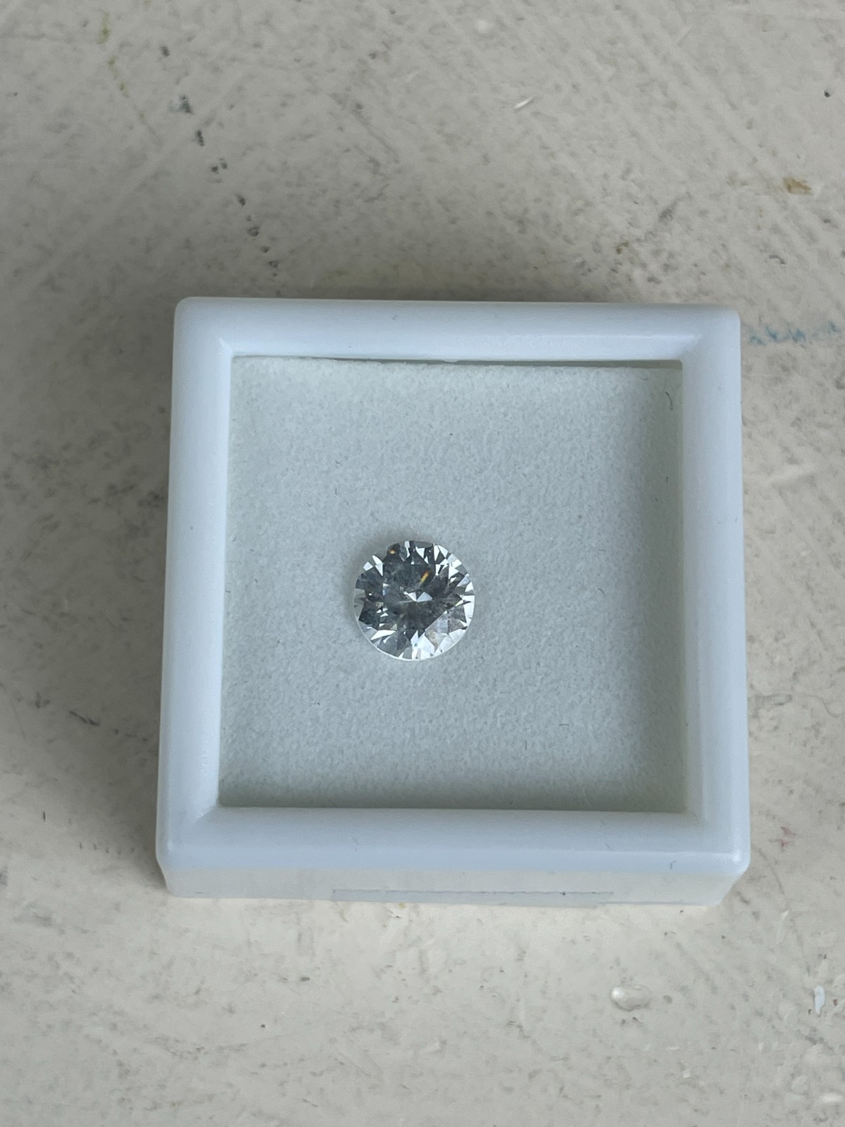 2.50 Carats Minimum 8MM Round Diamond Cut White YAG Faceted Loose Gemstone