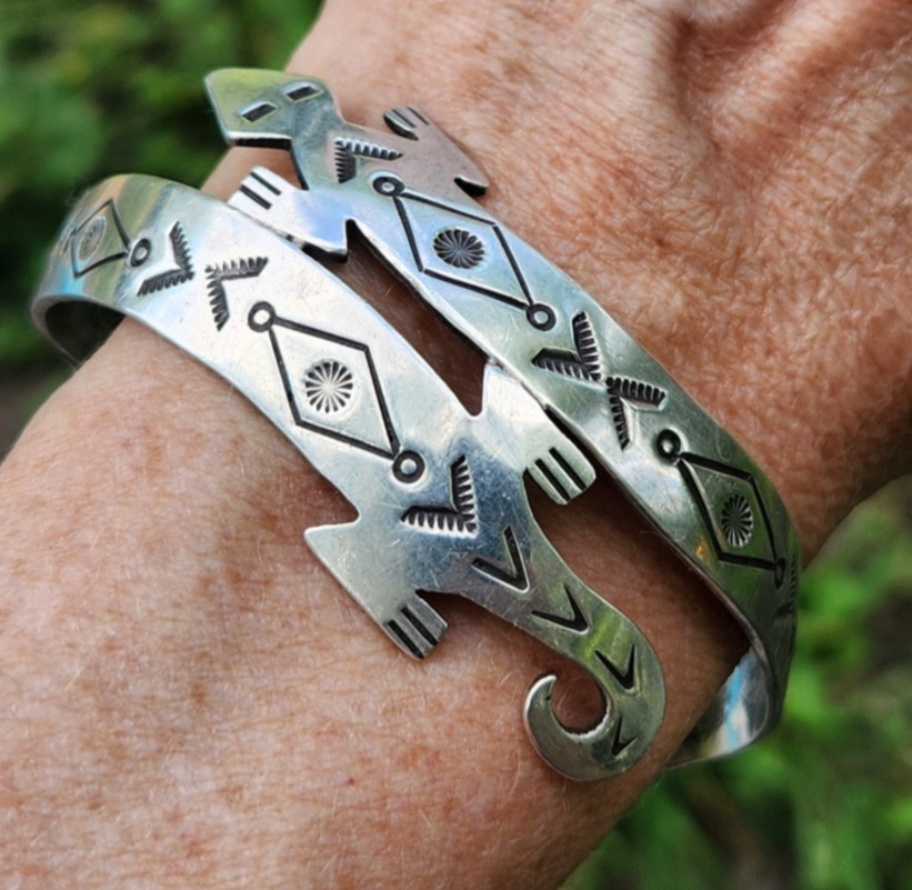 Vintage Navajo Gecko Lizard Wrap Cuff Bracelet Hand Stamped Sterling