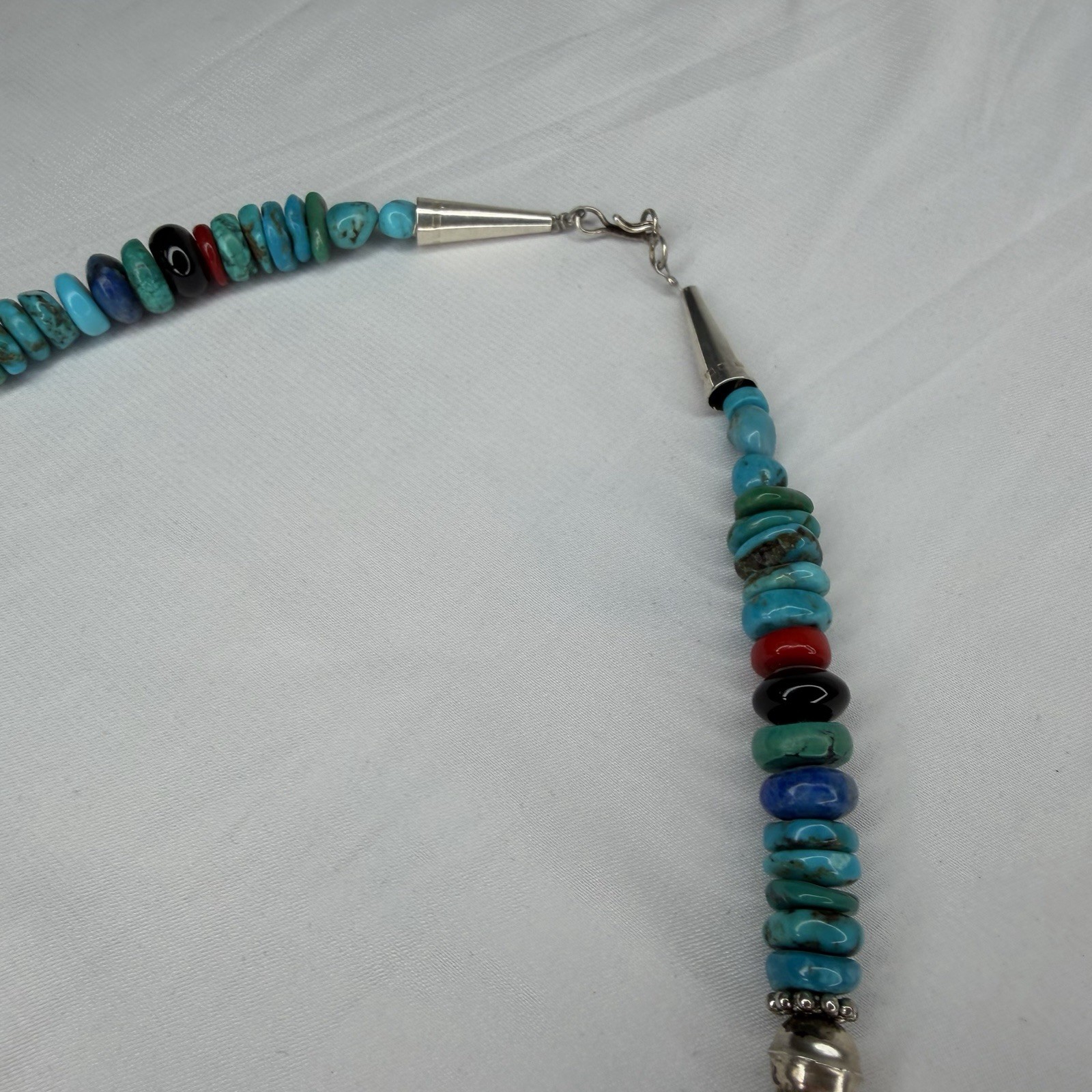 Unmarked Tommy Singer Turquoise Beaded Necklace Native American Style Blue
