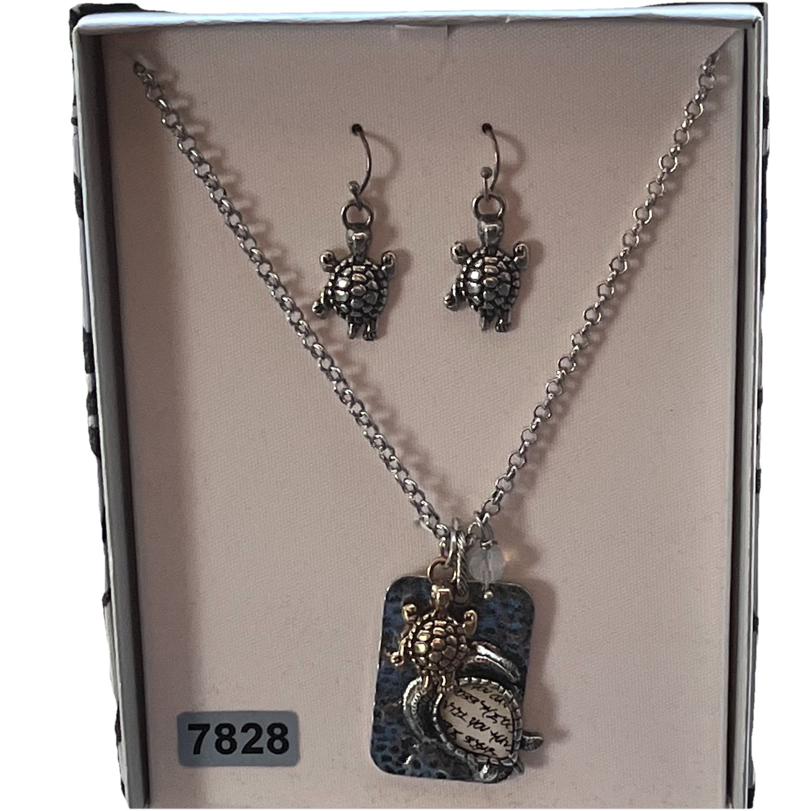 Turtle Earrings And 18” Necklace Set Silver Tone Nature Inspired. NEW IN BOX