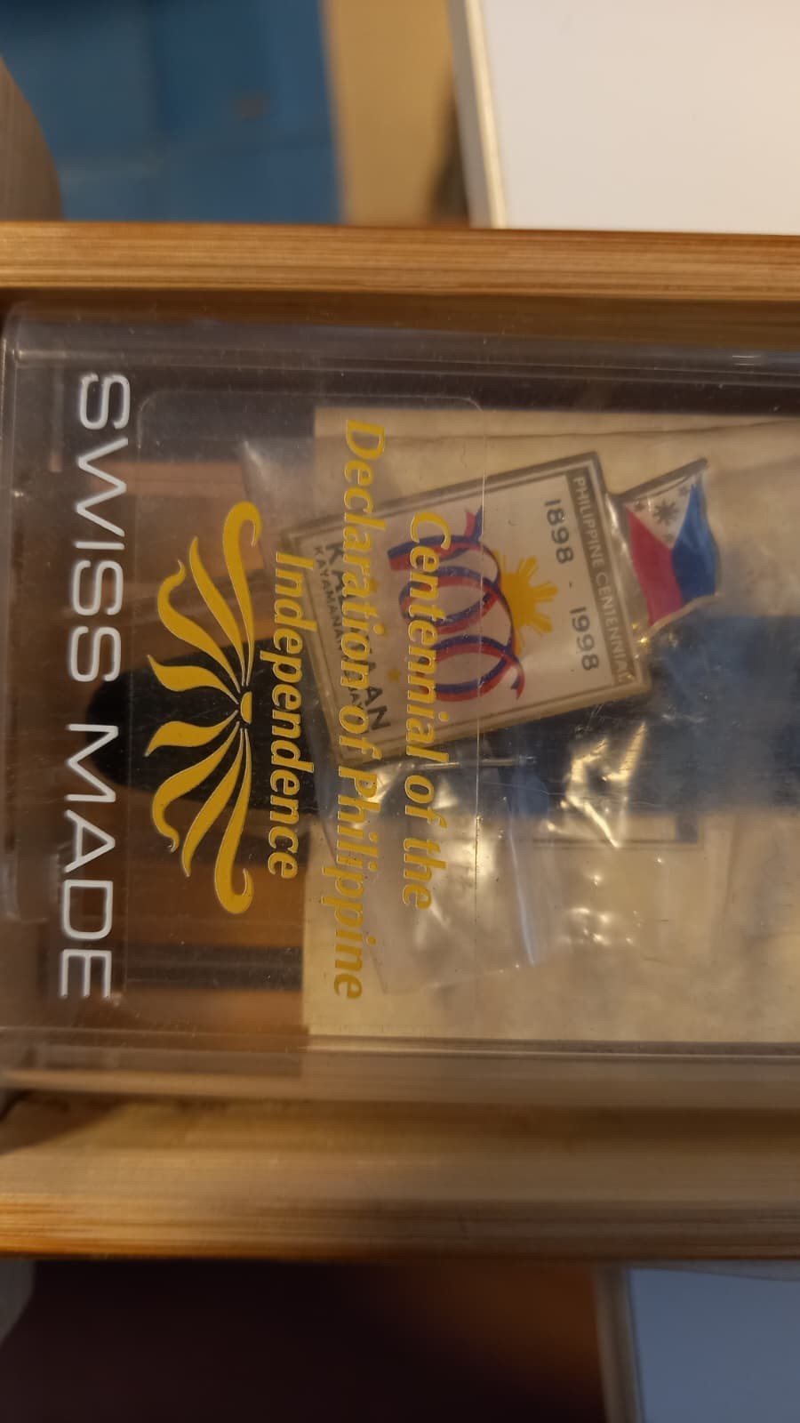 Swatch Philippines Centennial (GK268PACK) – Limited Edition (1997)