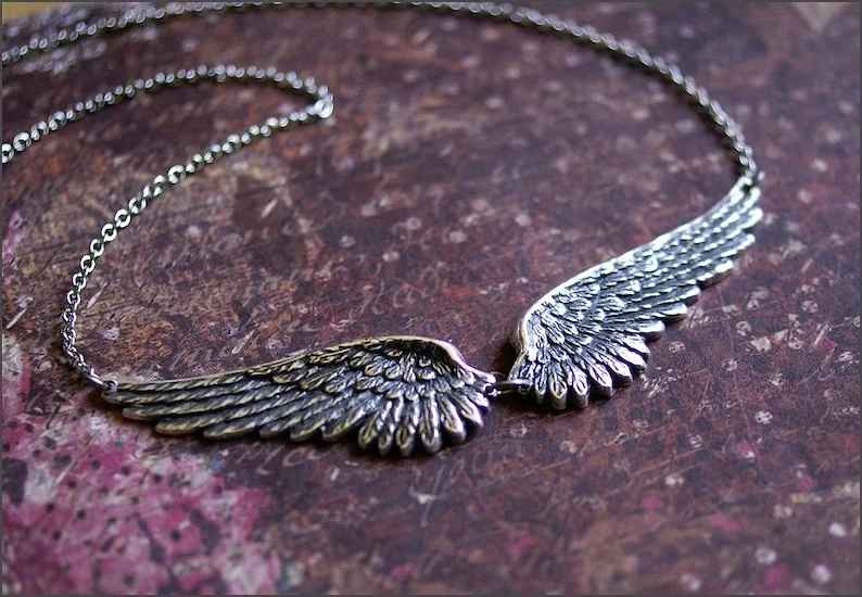 Vintage Angel Wings Feather Choker Necklace Statement Link Collar for Women