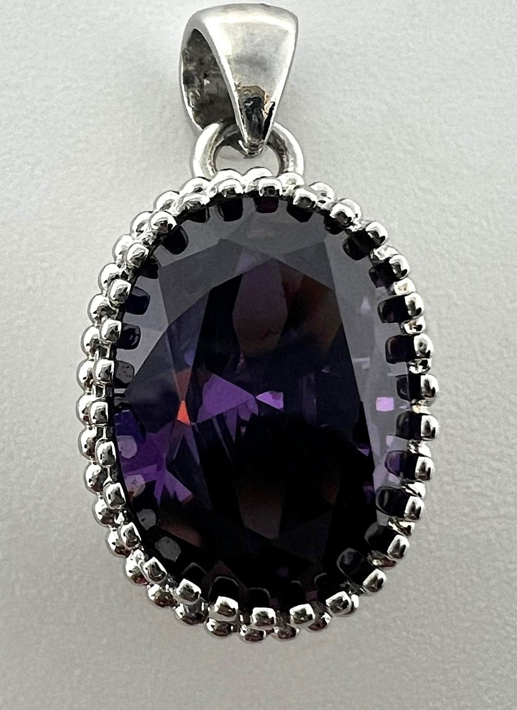 Elegant Amethyst Pendant 925 Silver, Oval Faceted, Italy Vintage