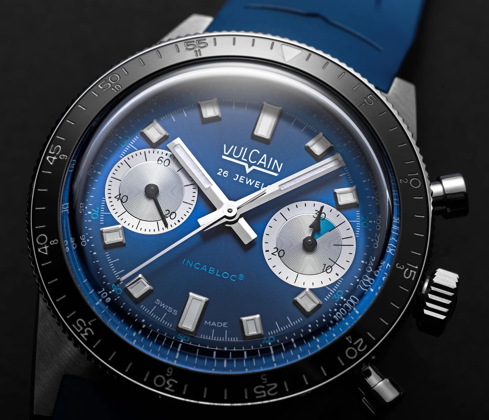 Vulcain Skindiver Chronograph Blue Automatic Watch Rubber Strap 39.7mm LE