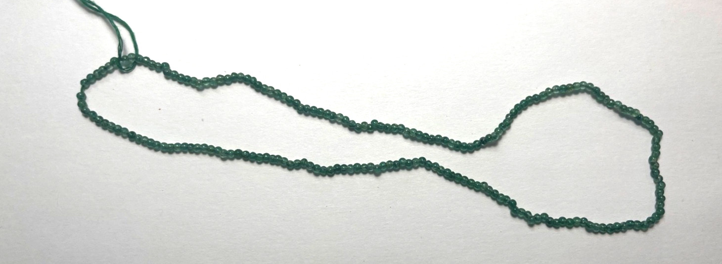 ONE VINTAGE 14.5″ STRAND 2-2.5 MM ROUND SMOOTH GREEN ONYX BEADS BELOW WHOLESALE