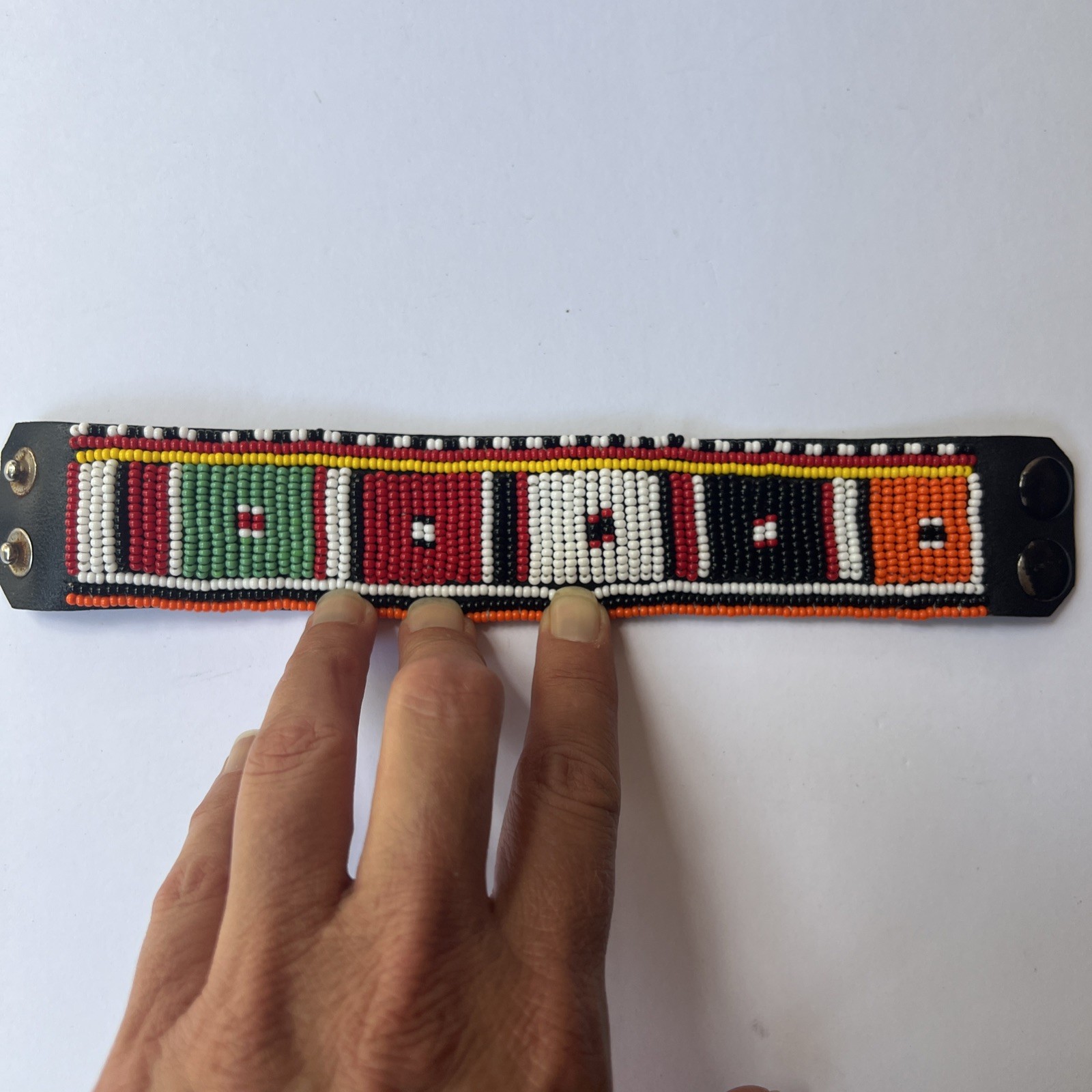Maasai Seed Bead Leather Bracelet Cuff – Handmade Kenya Africa Snap Close EUC